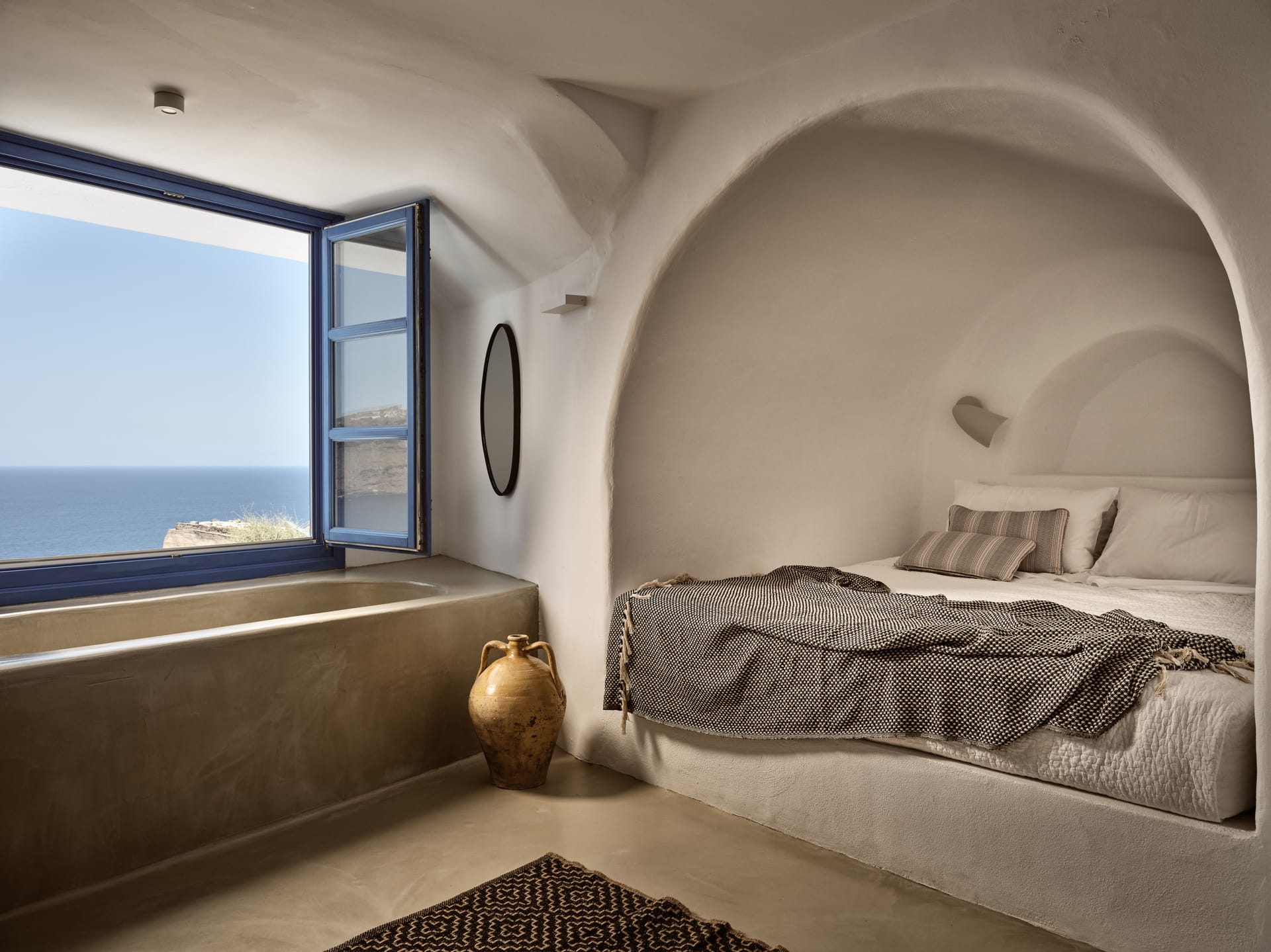 Plunge Pool Superior Suite with Sunset View