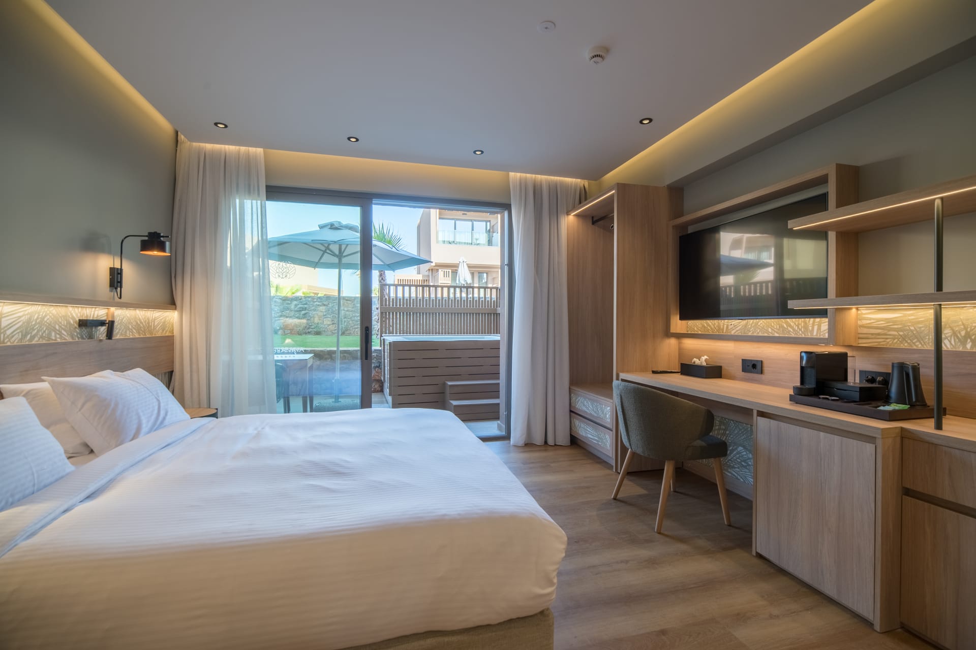 Classic Double Room with Outdoor Hot Tub