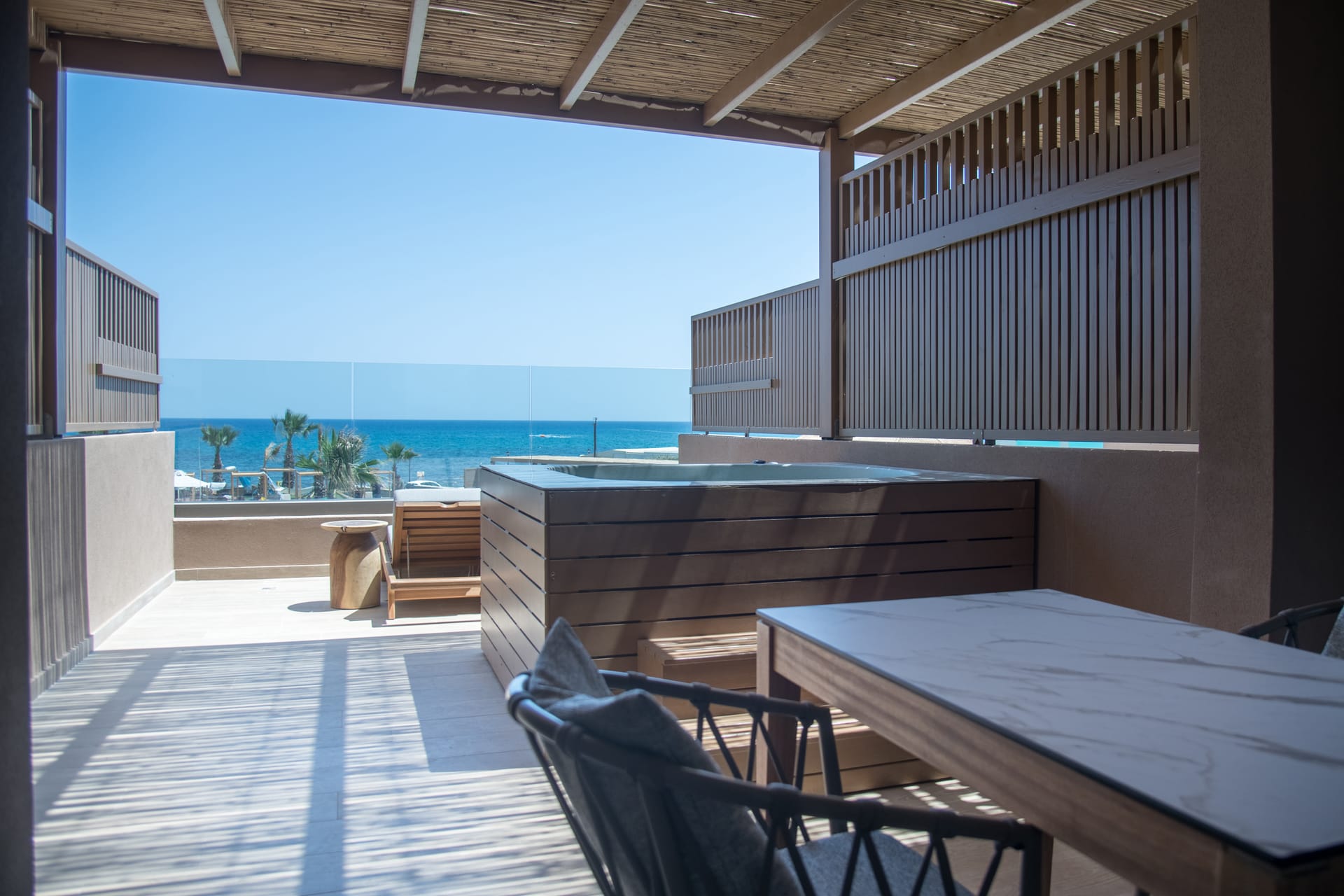 Petite Suite Sea View with Outdoor Hot Tub
