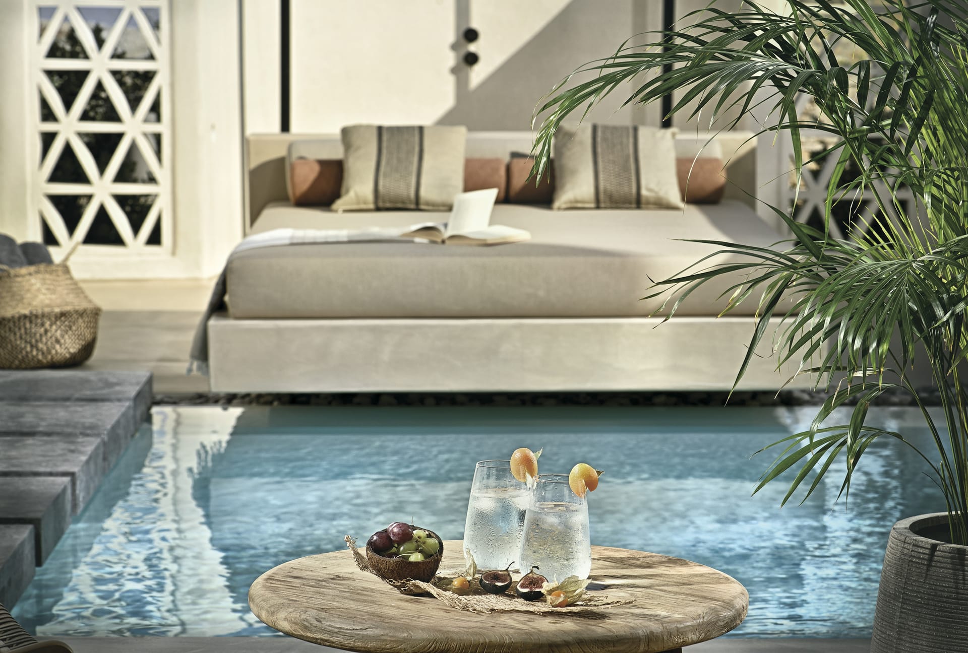 Island Gaze Room Inland View with Private Pool