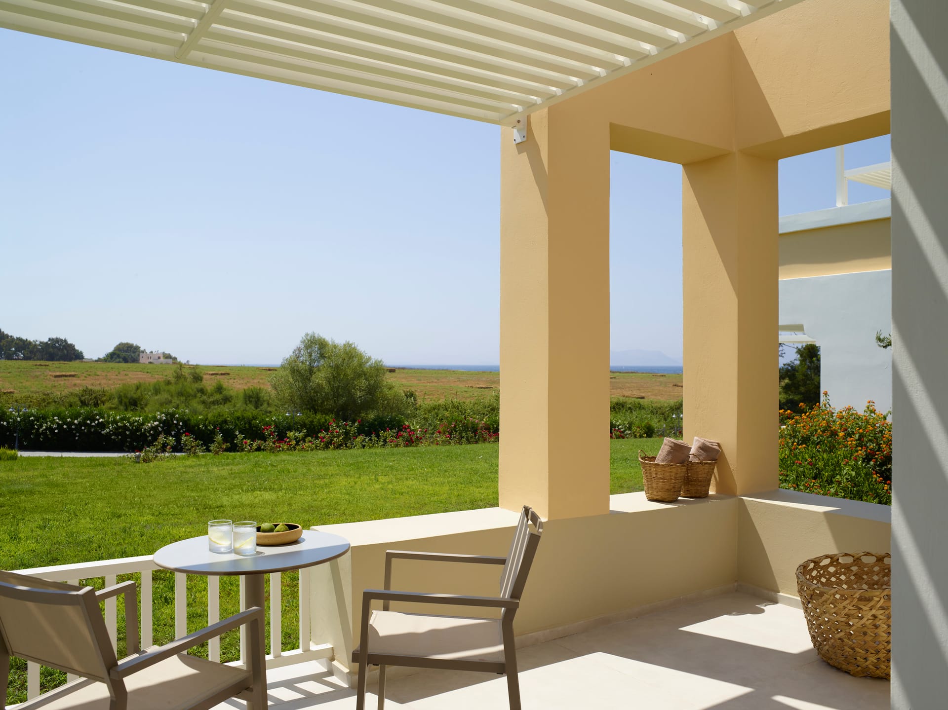 Neptune Luxury Resort - DLXFAR - 5