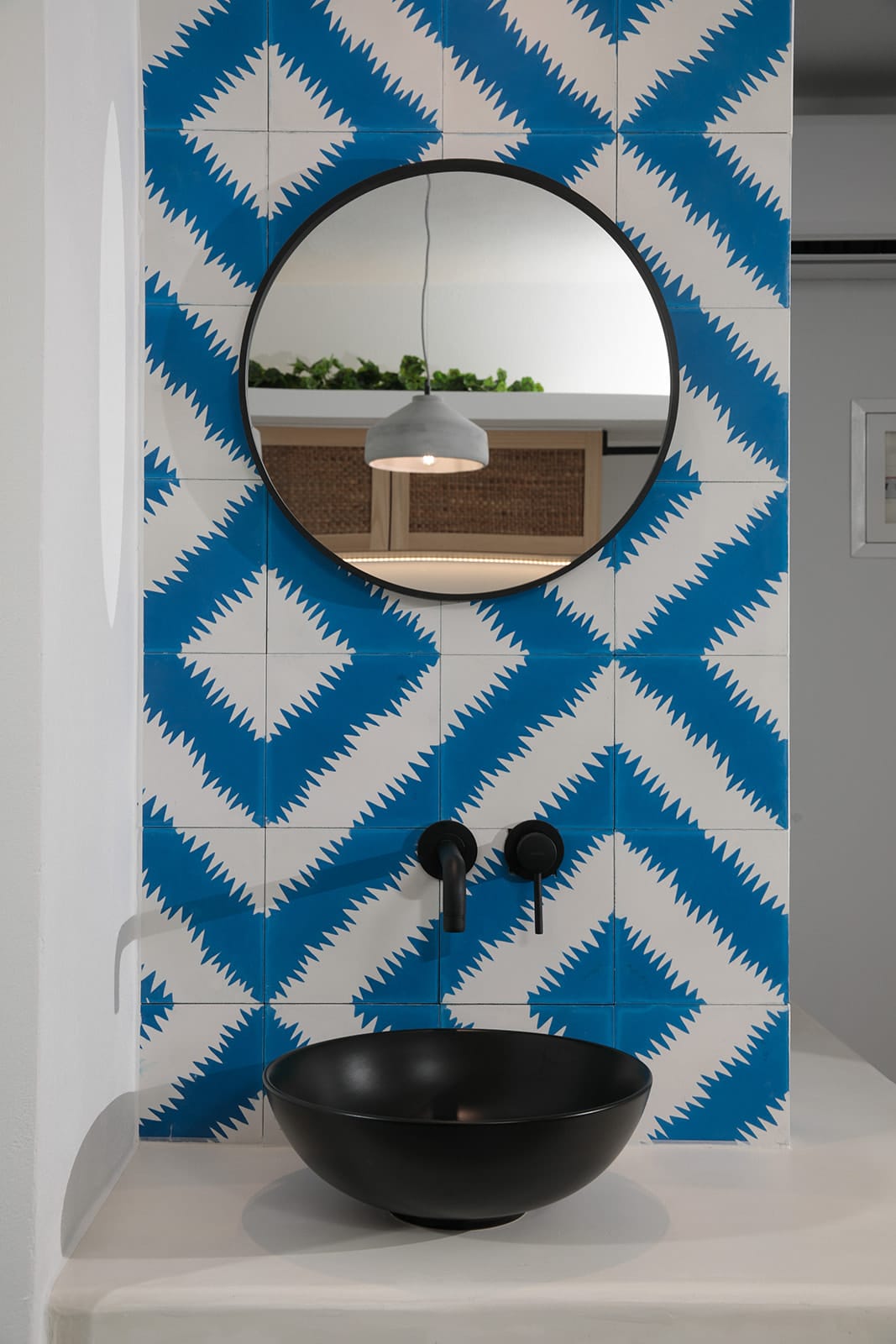 Hermes Luxury Suites - DELUXE - 6