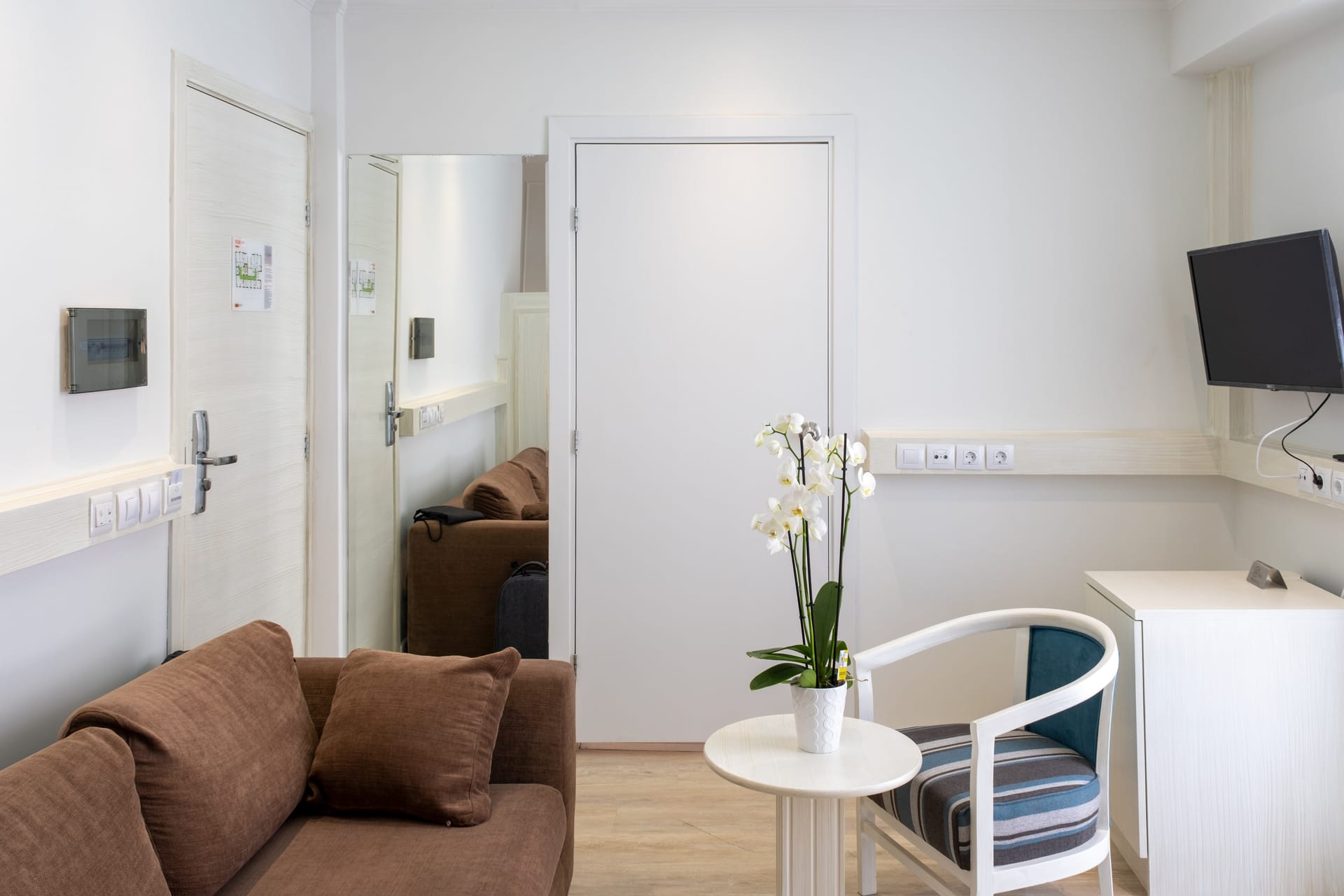 Athens Cypria Hotel - LUXR - 2