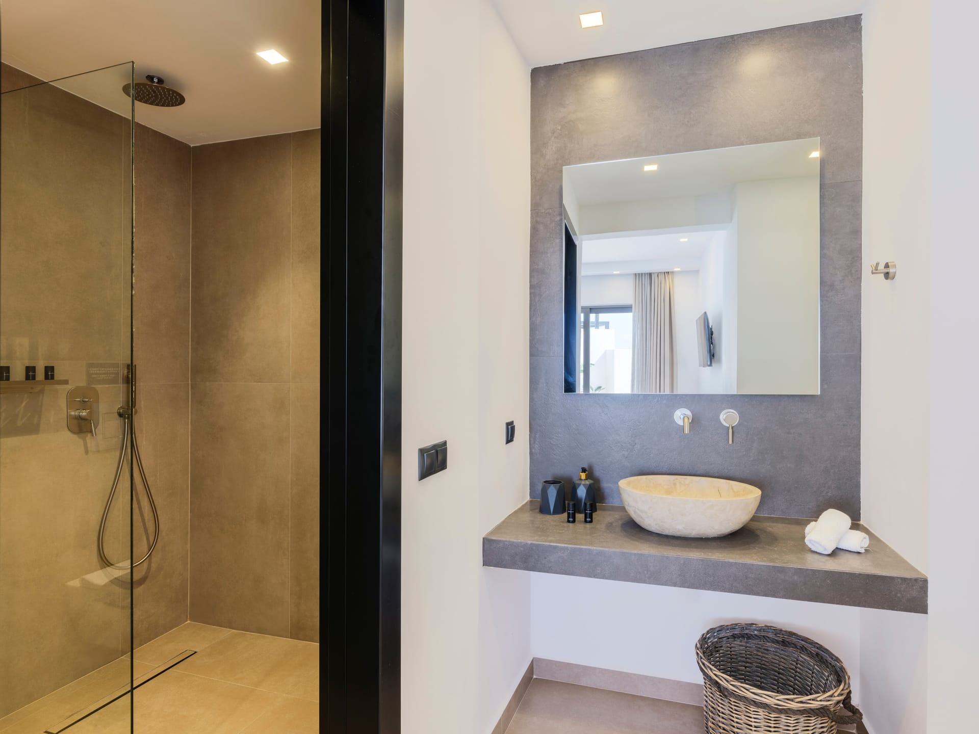 Evi Suites & Villas - GRAND - 5