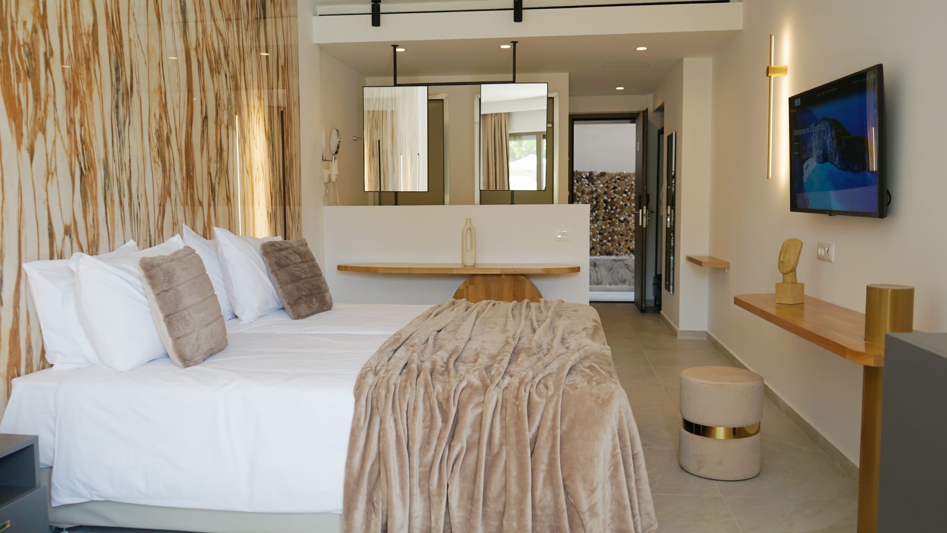 Junior Suite with Private Pool