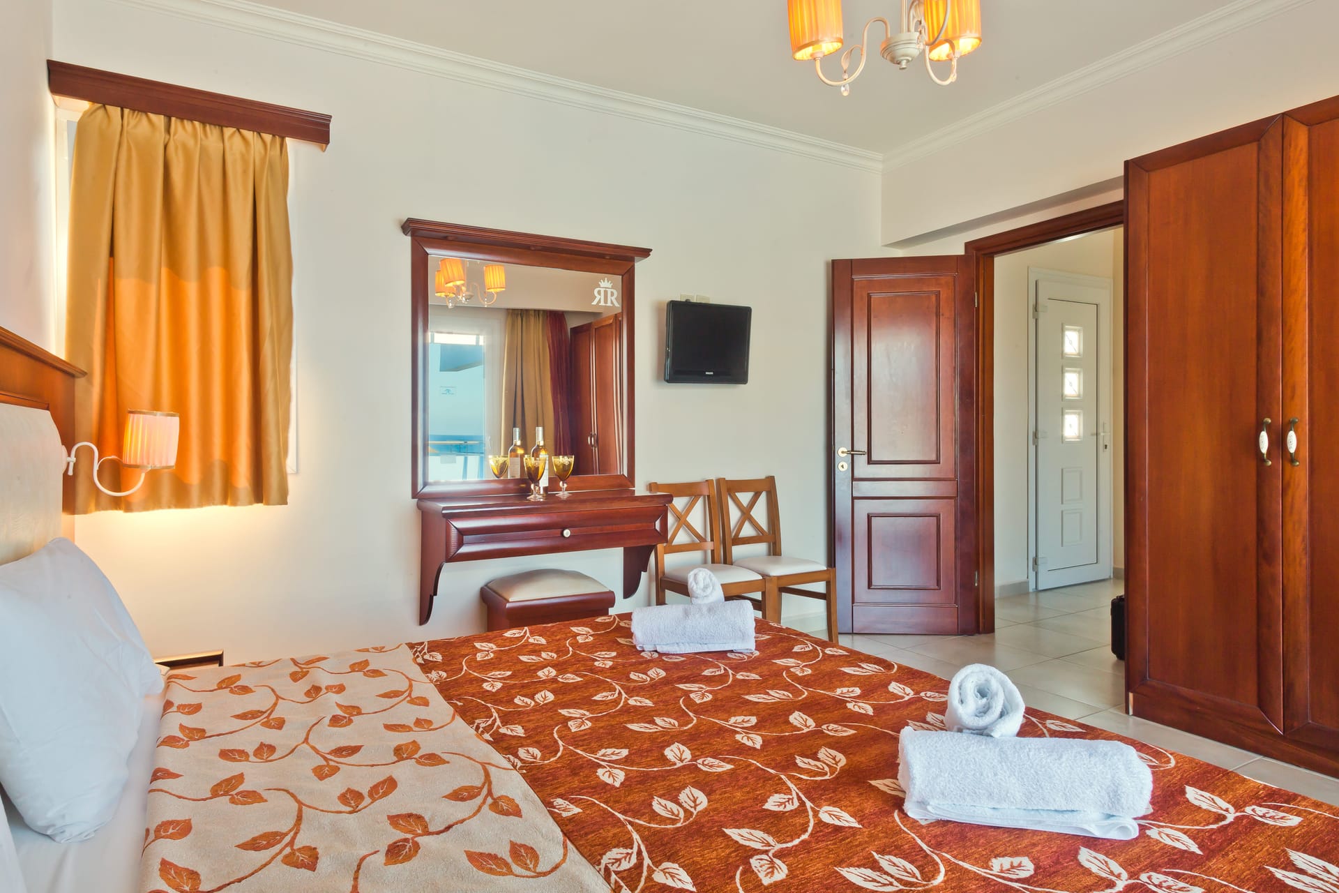Royal Beach Hotel - APAR - 7