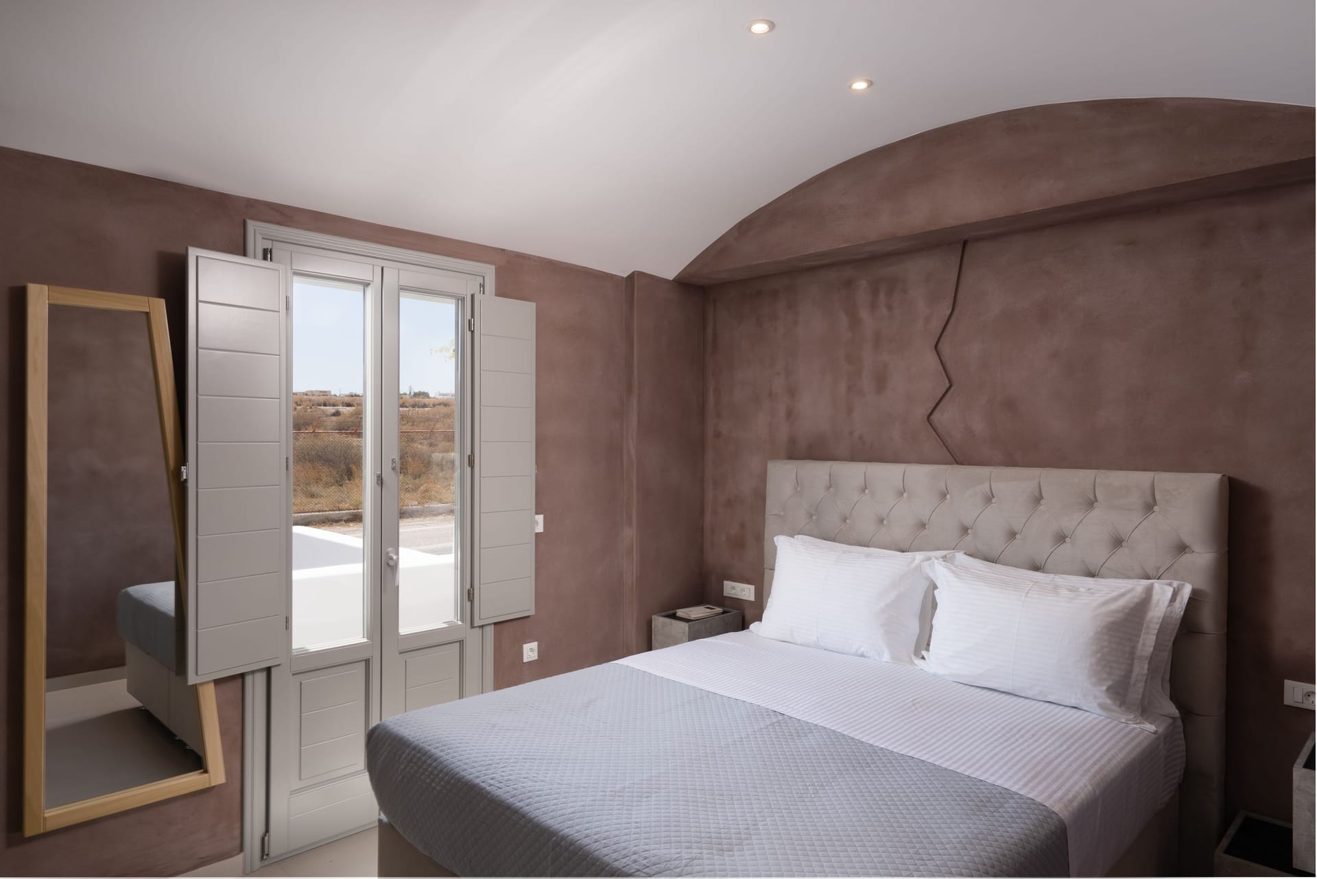 Black Diamond Suite with Hot Tub