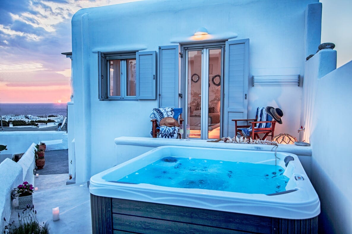 Sole Mare Villa in Town