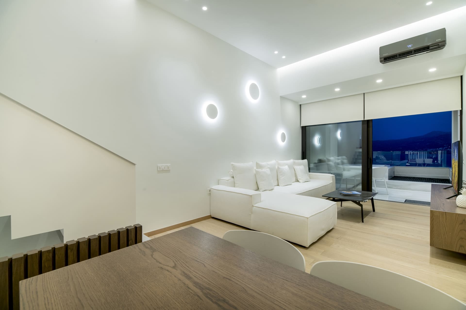 GM Exclusive Luxury Suites And SPA - DLX201 - 3