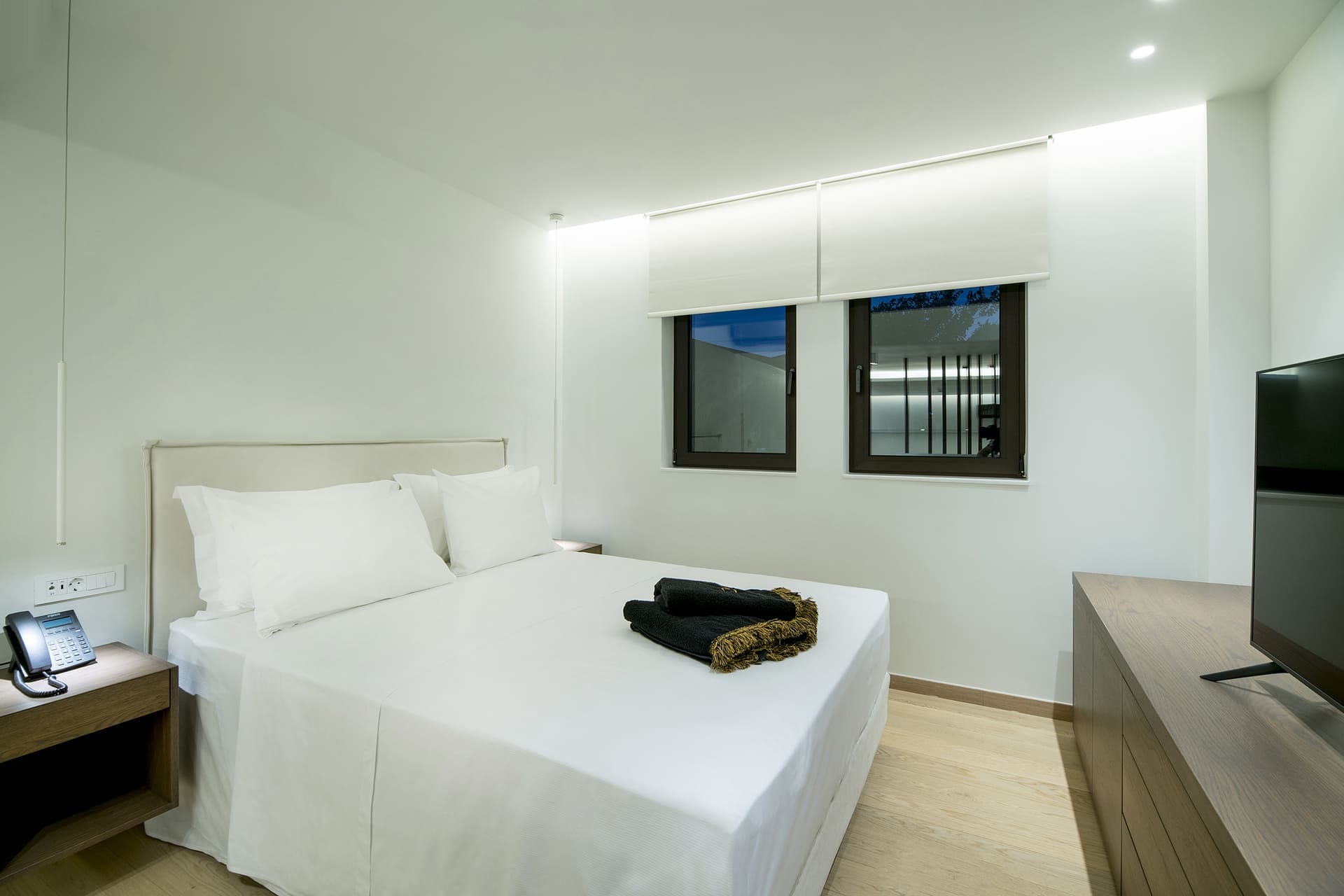 GM Exclusive Luxury Suites And SPA - DLX202 - 7