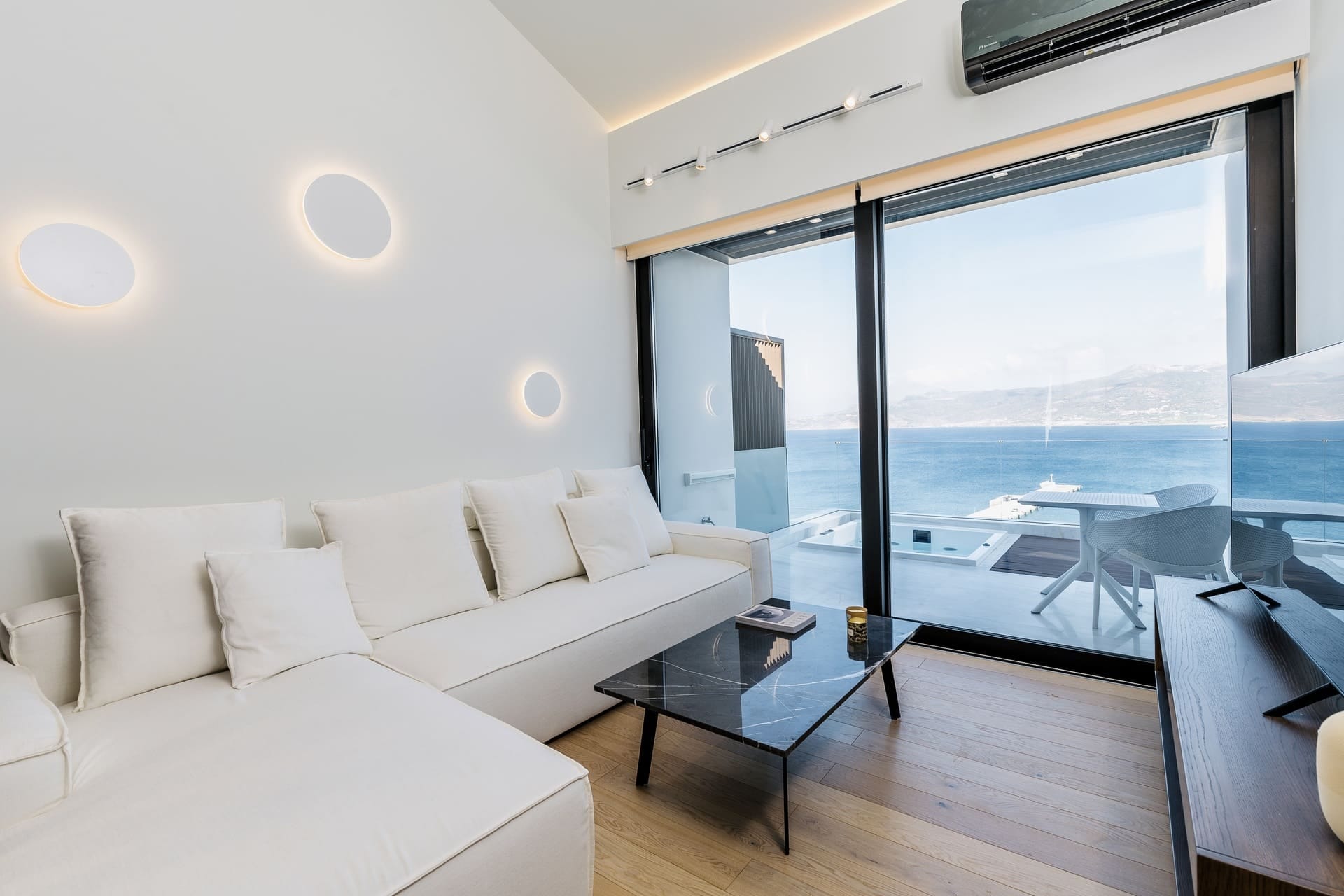 GM Exclusive Luxury Suites And SPA - EXECUT - 12