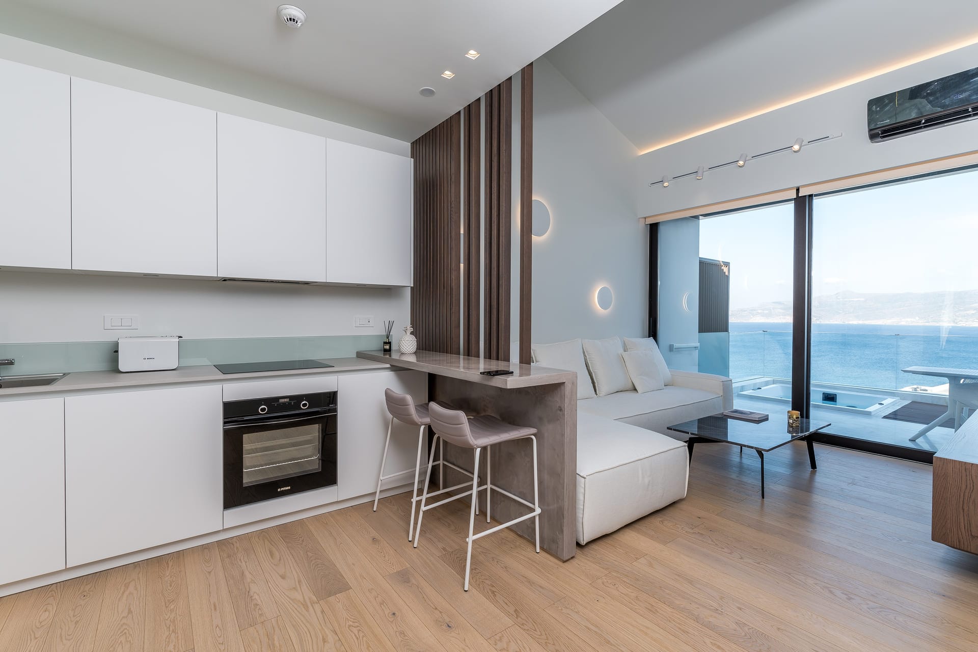 GM Exclusive Luxury Suites And SPA - EXECUT - 8