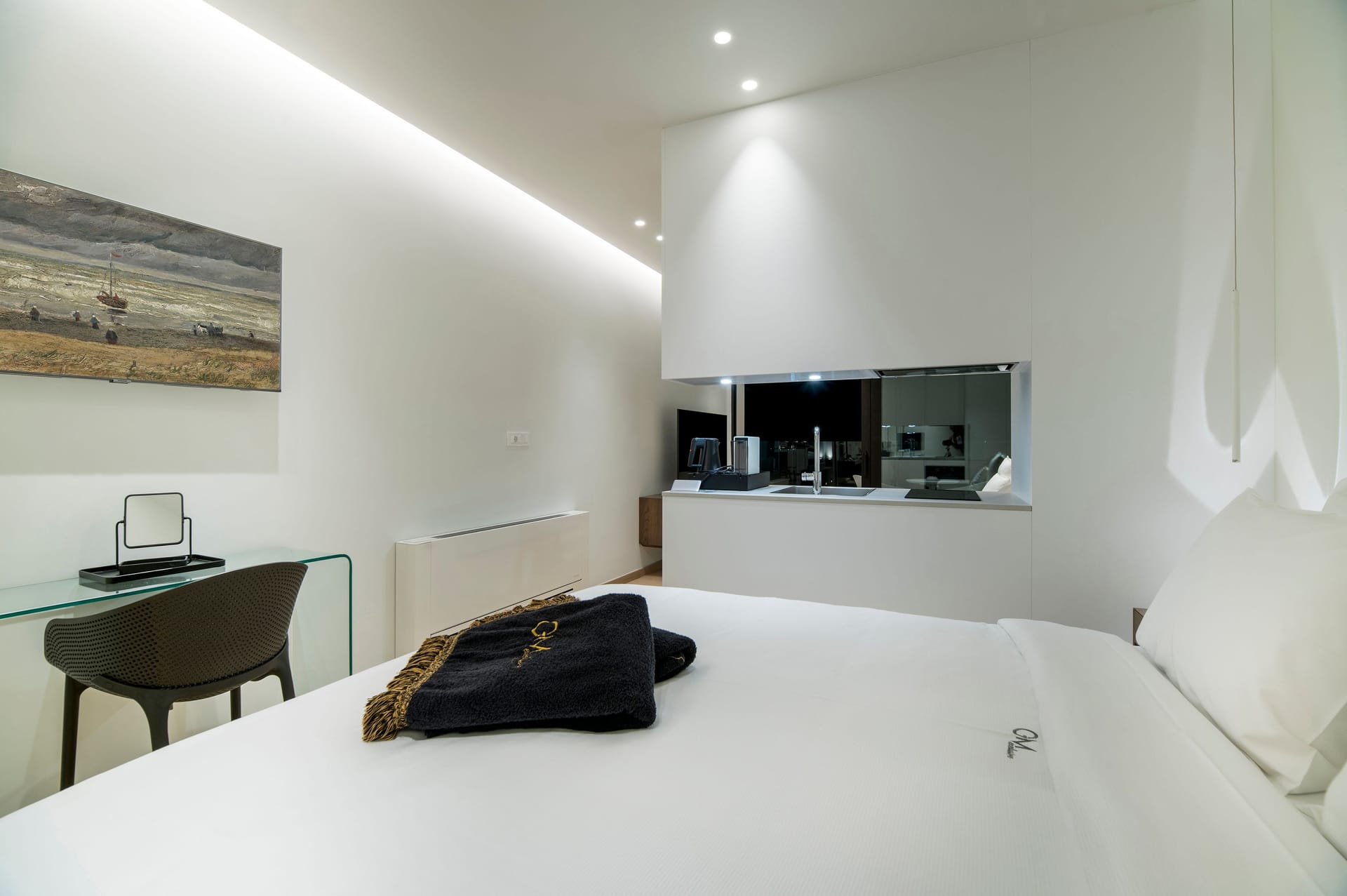 GM Exclusive Luxury Suites And SPA - JUN302 - 6