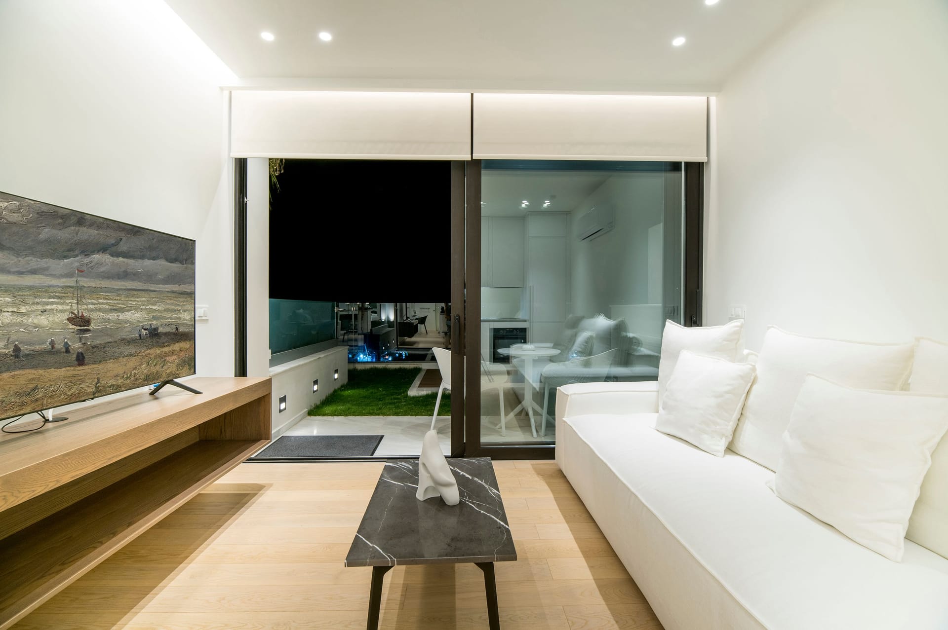 GM Exclusive Luxury Suites And SPA - JUN302 - 2