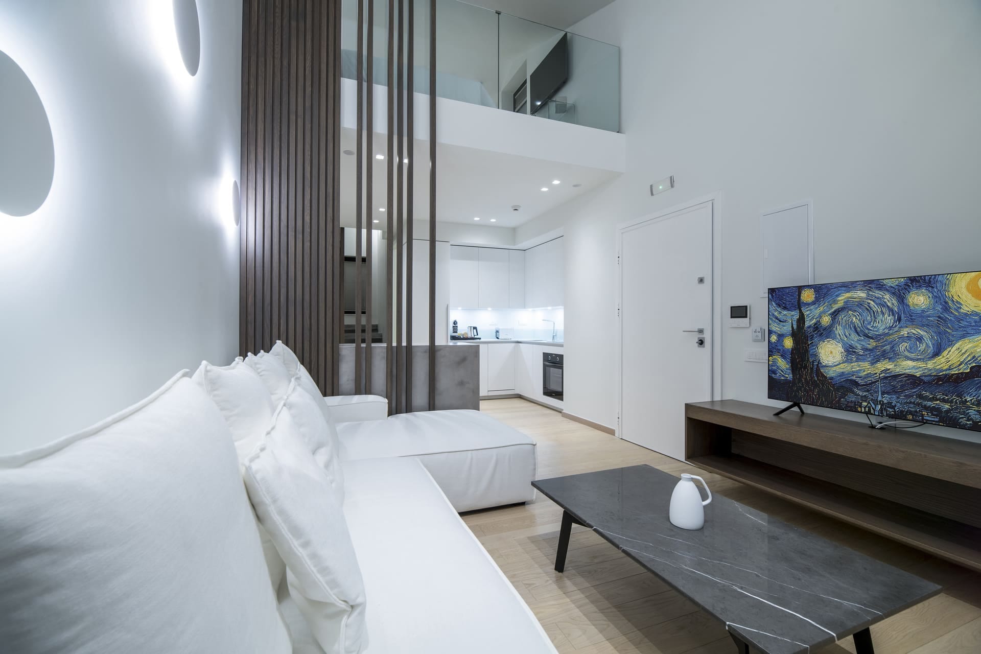 GM Exclusive Luxury Suites And SPA - PRE102 - 2