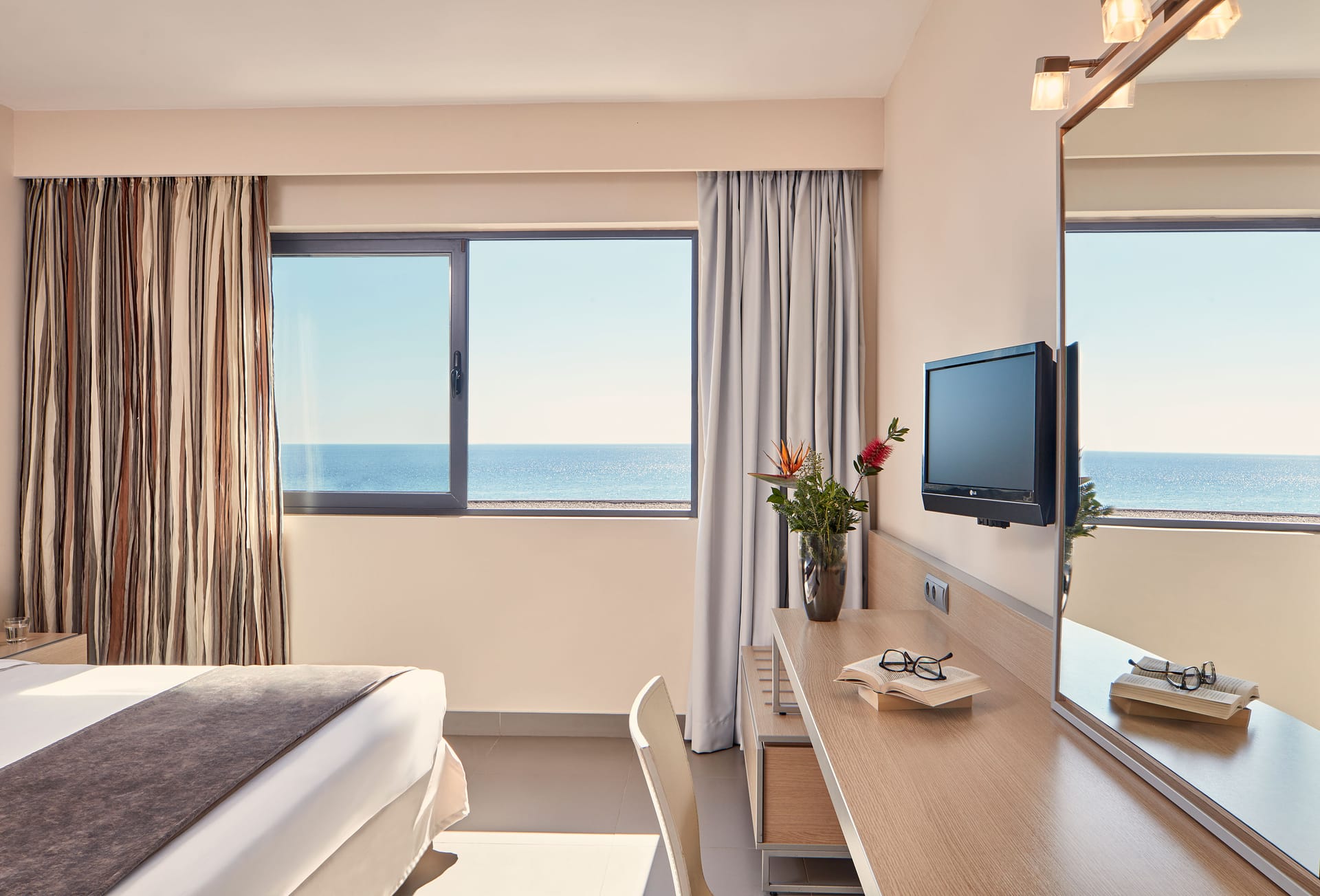 Superior Family Suite Sea View