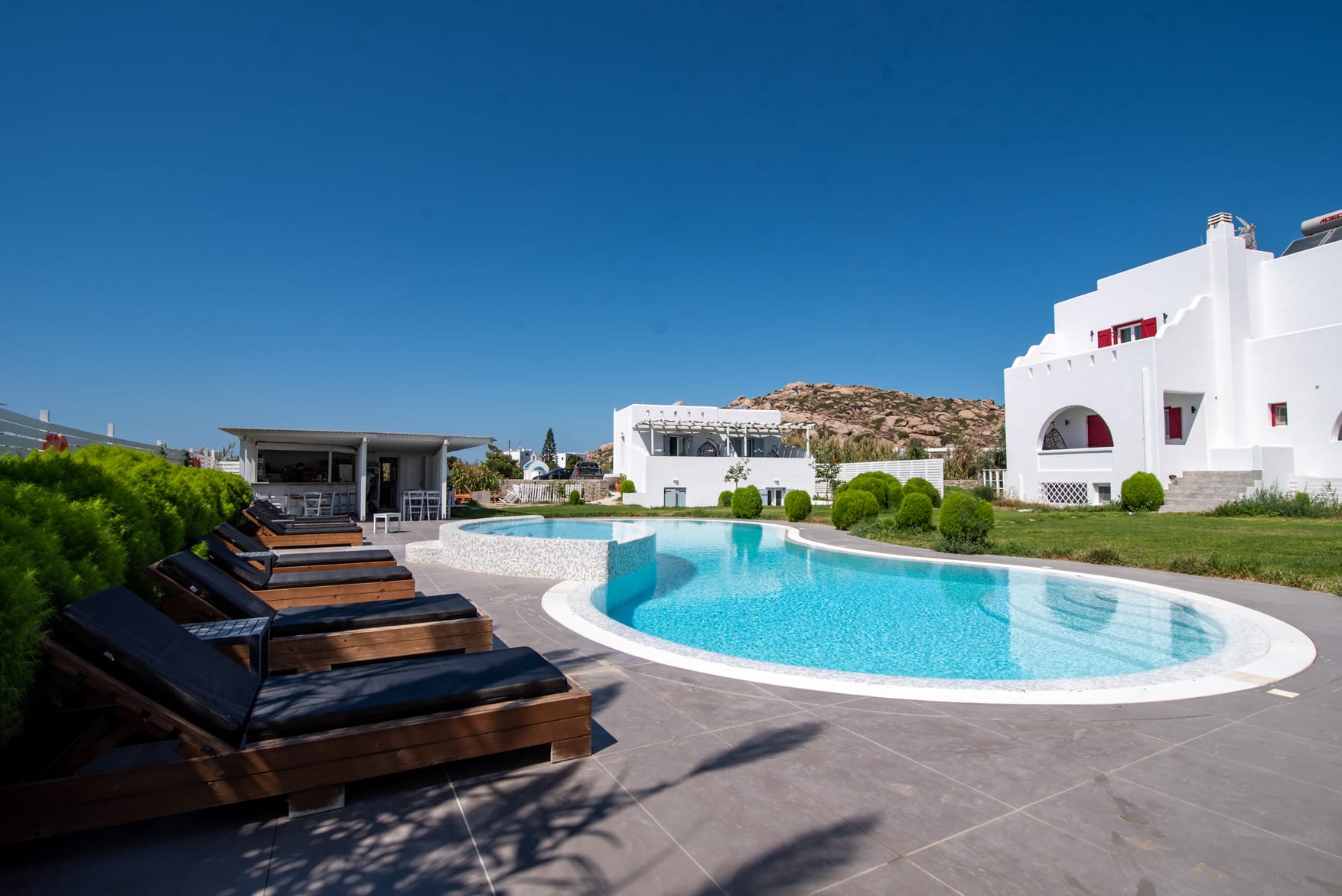 Depi’s Luxury Villas - RED - 15