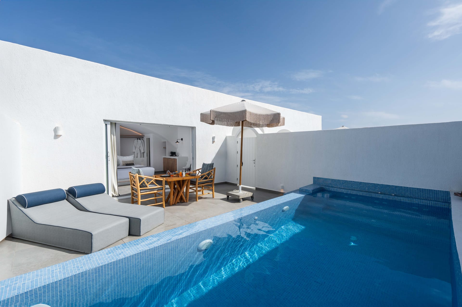 King suite with private jetted swimming pool
