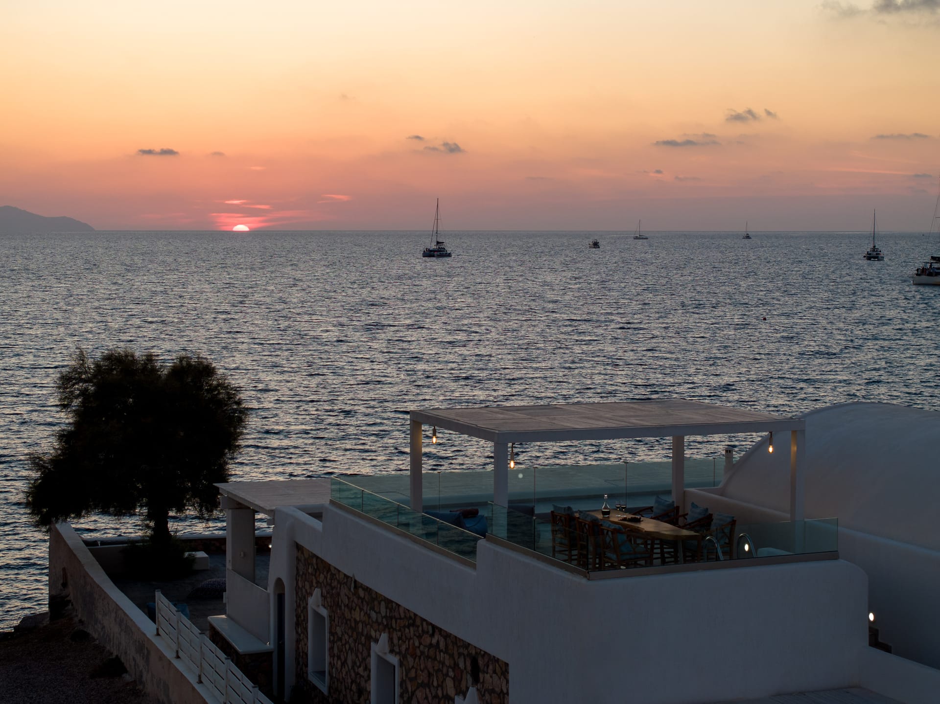Aegean Melody Suites Santorini - DLXSUI - 3