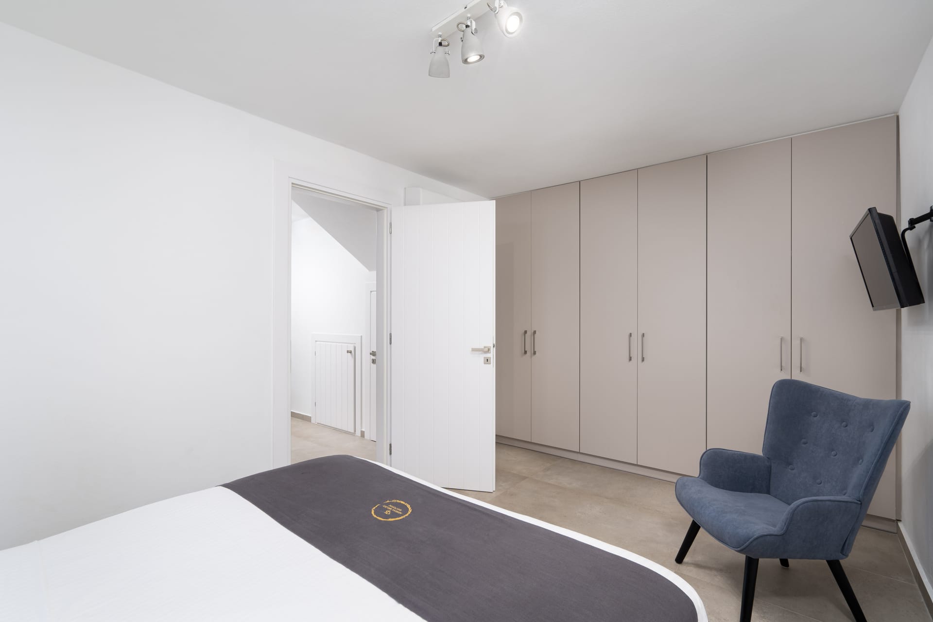 Aegean Melody Suites Santorini - DLXSUI - 10