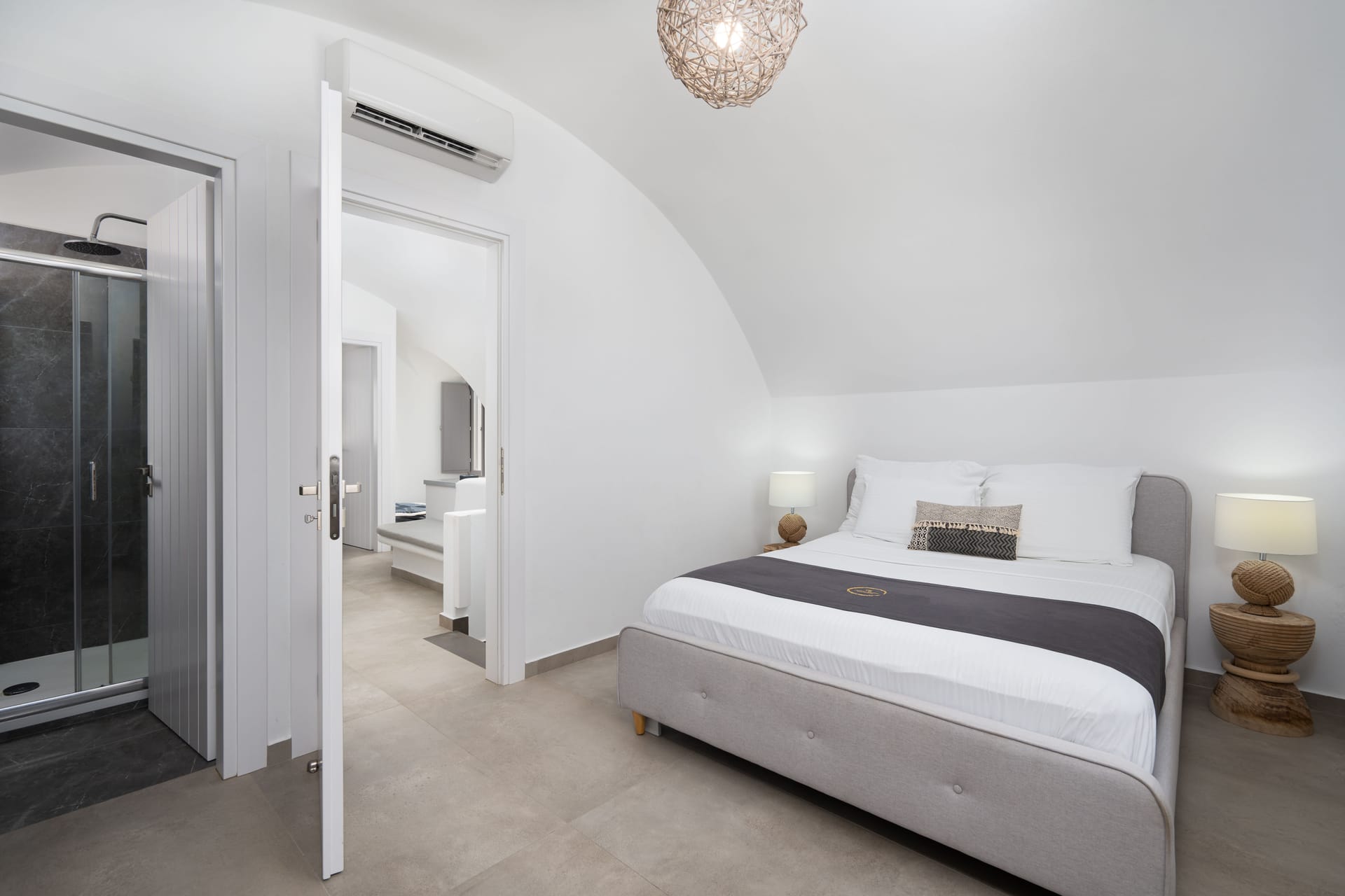 Aegean Melody Suites Santorini - DLXSUI - 19