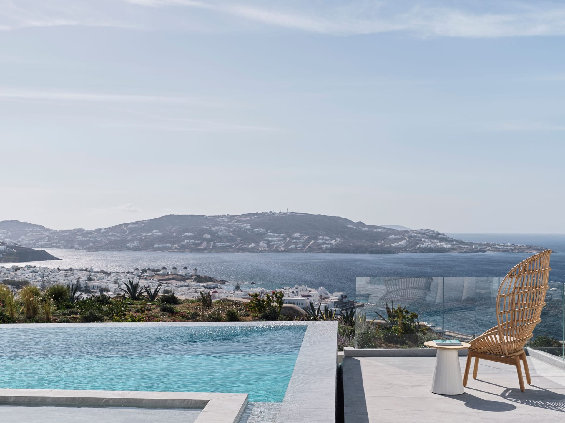 LAMDA Grand Suite with Private Pool & Sea View