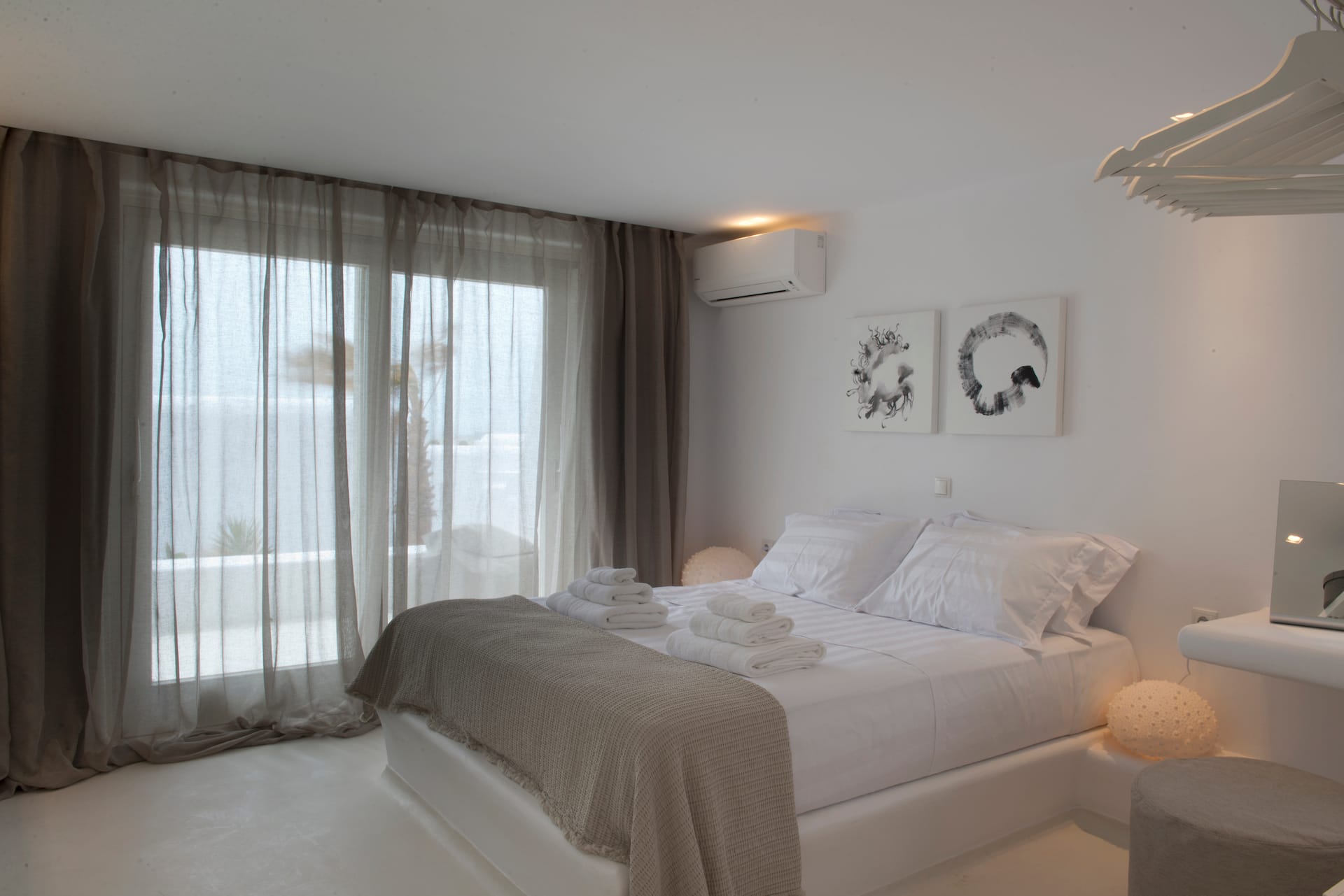Kennedys Group Mykonos - ETHILL - 9