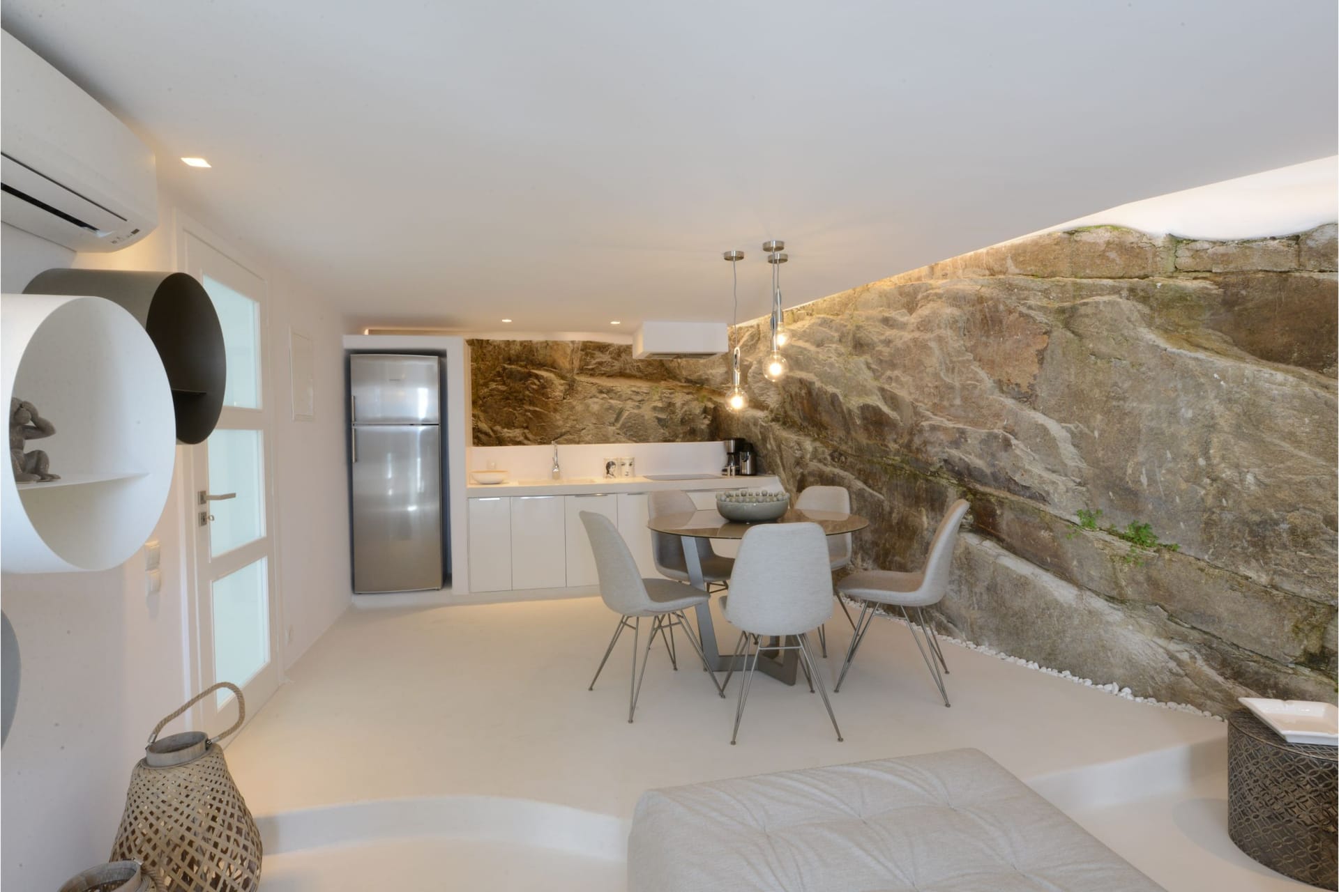 Kennedys Group Mykonos - ETHILL - 8