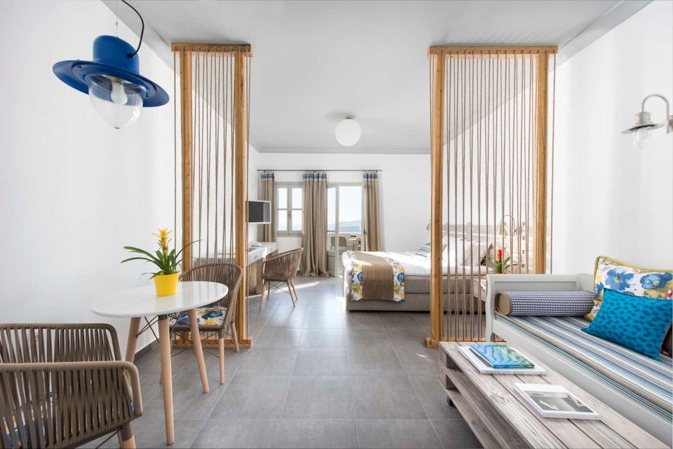 Junior Suite with Caldera and Sunset view