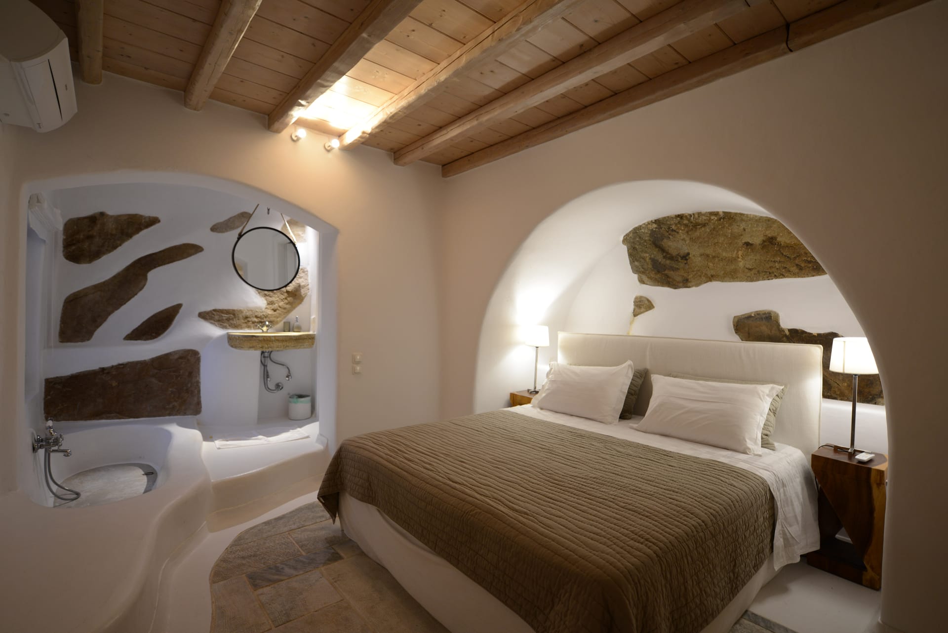 Kennedys Group Mykonos - IGIA - 17