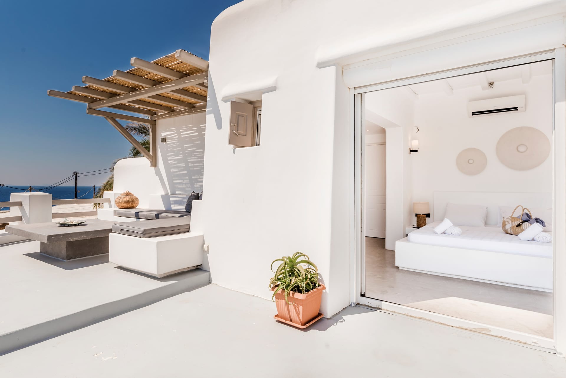 Kennedys Group Mykonos - IDALIA - 18