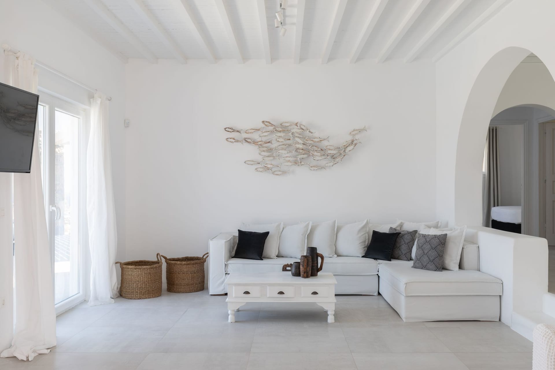 Kennedys Group Mykonos - GALAZ - 15