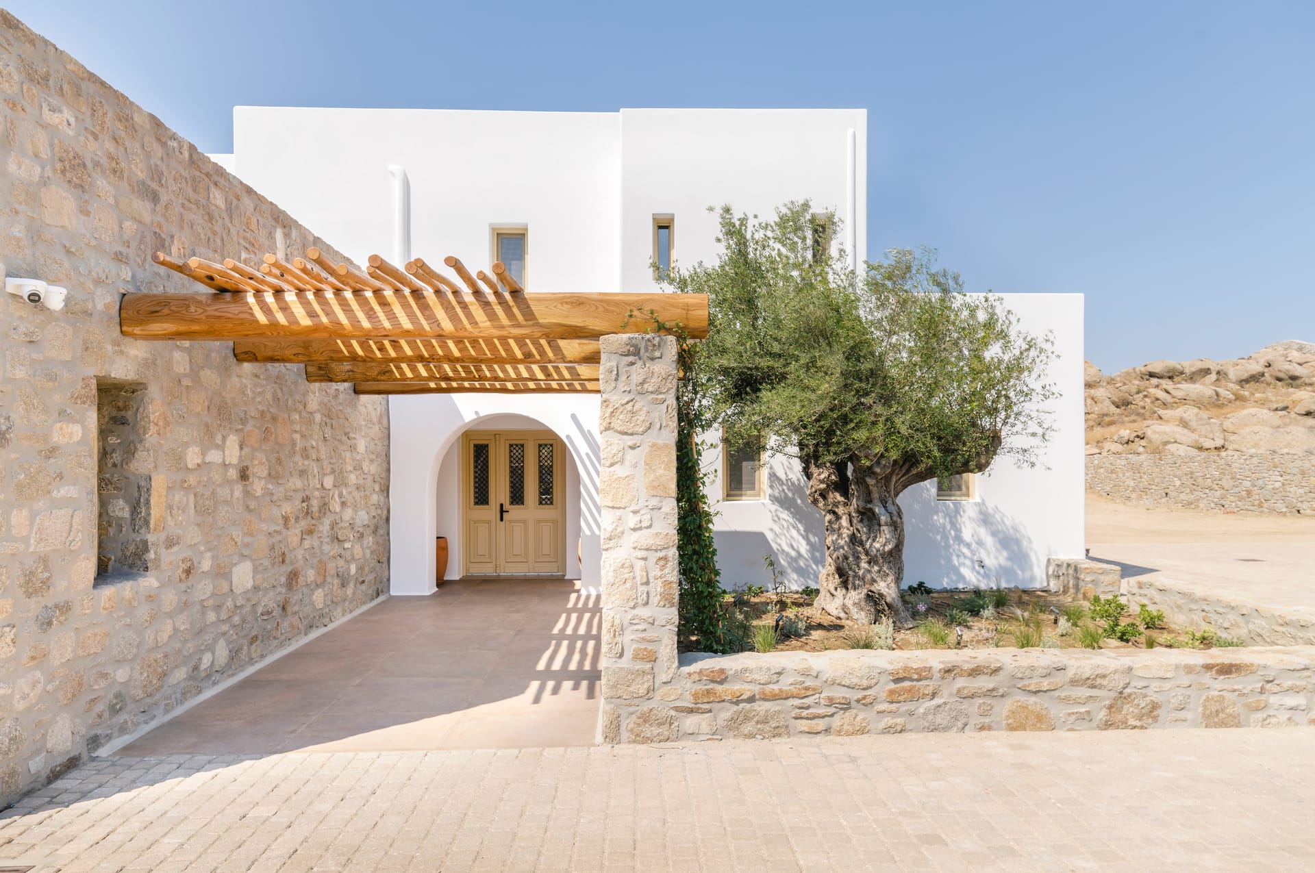 Kennedys Group Mykonos - CALIST - 6