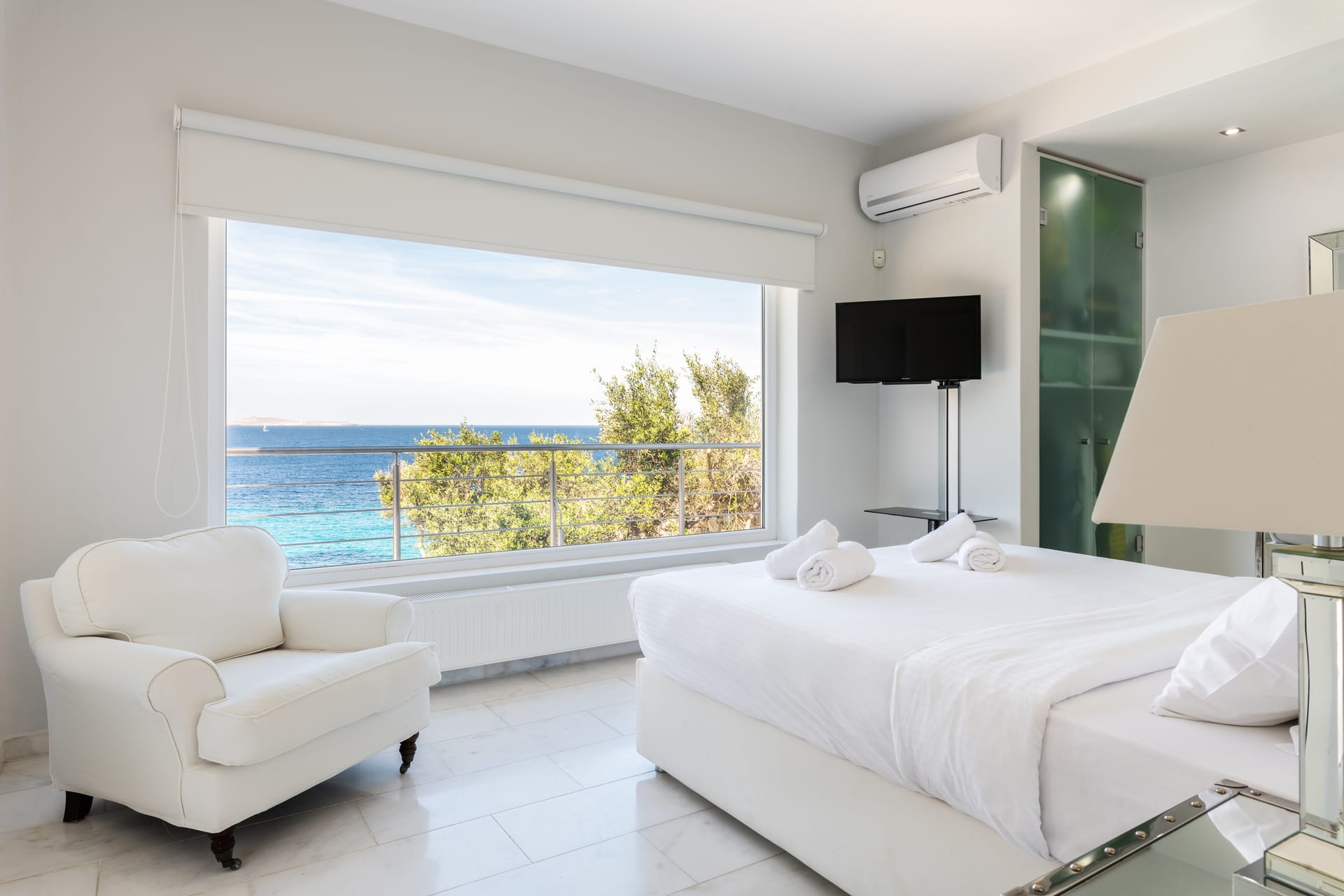 Kennedys Group Mykonos - FILEN - 15