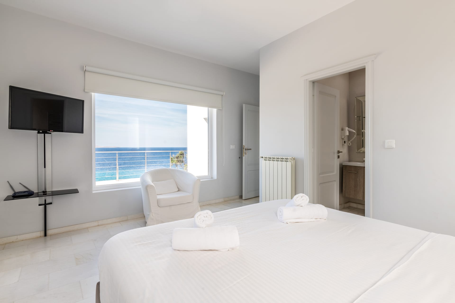 Kennedys Group Mykonos - FILEN - 18