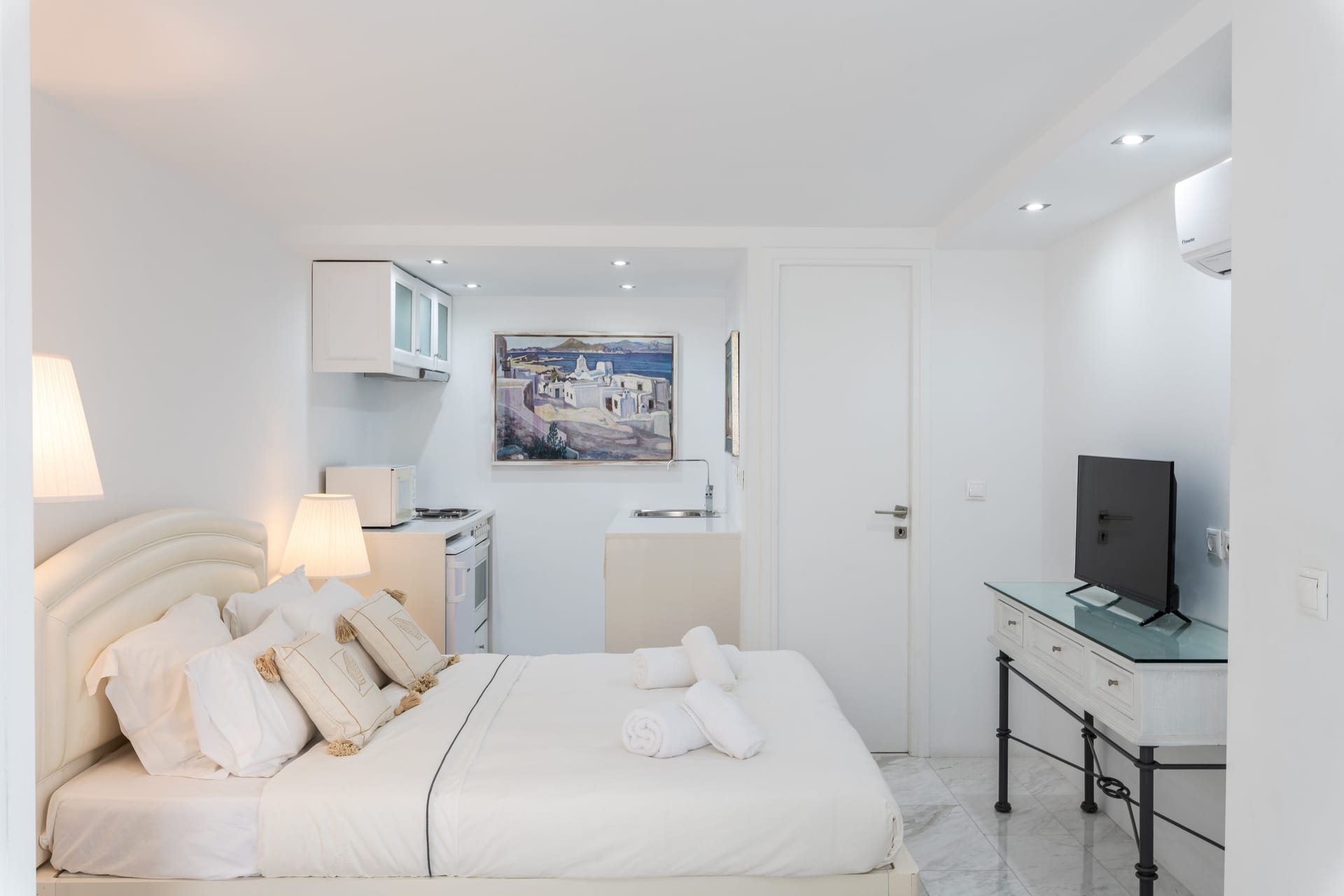 Kennedys Group Mykonos - FILEN - 25