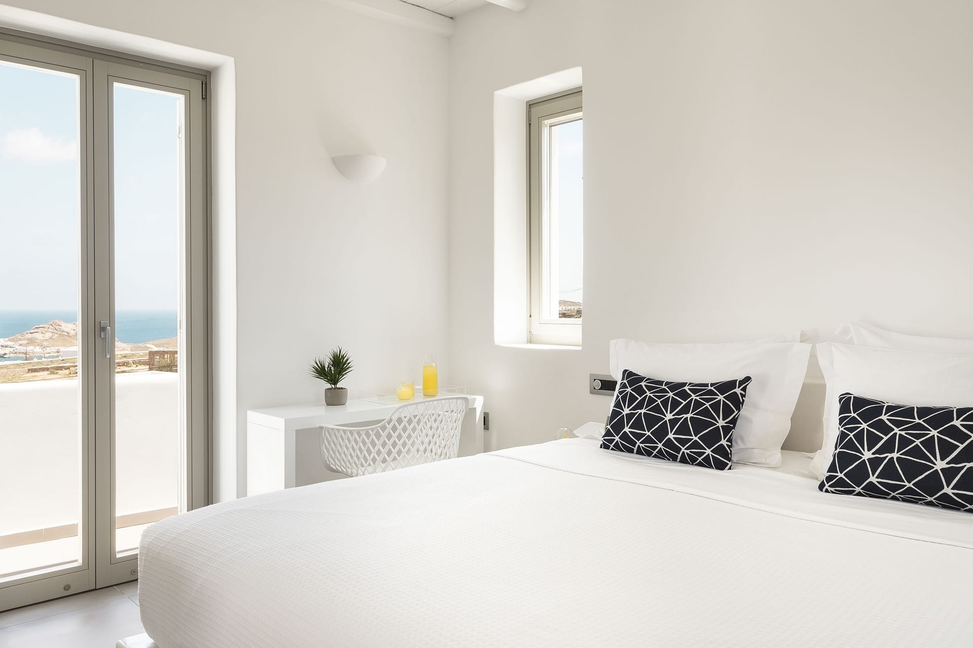 Kennedys Group Mykonos - NYSA1 - 21