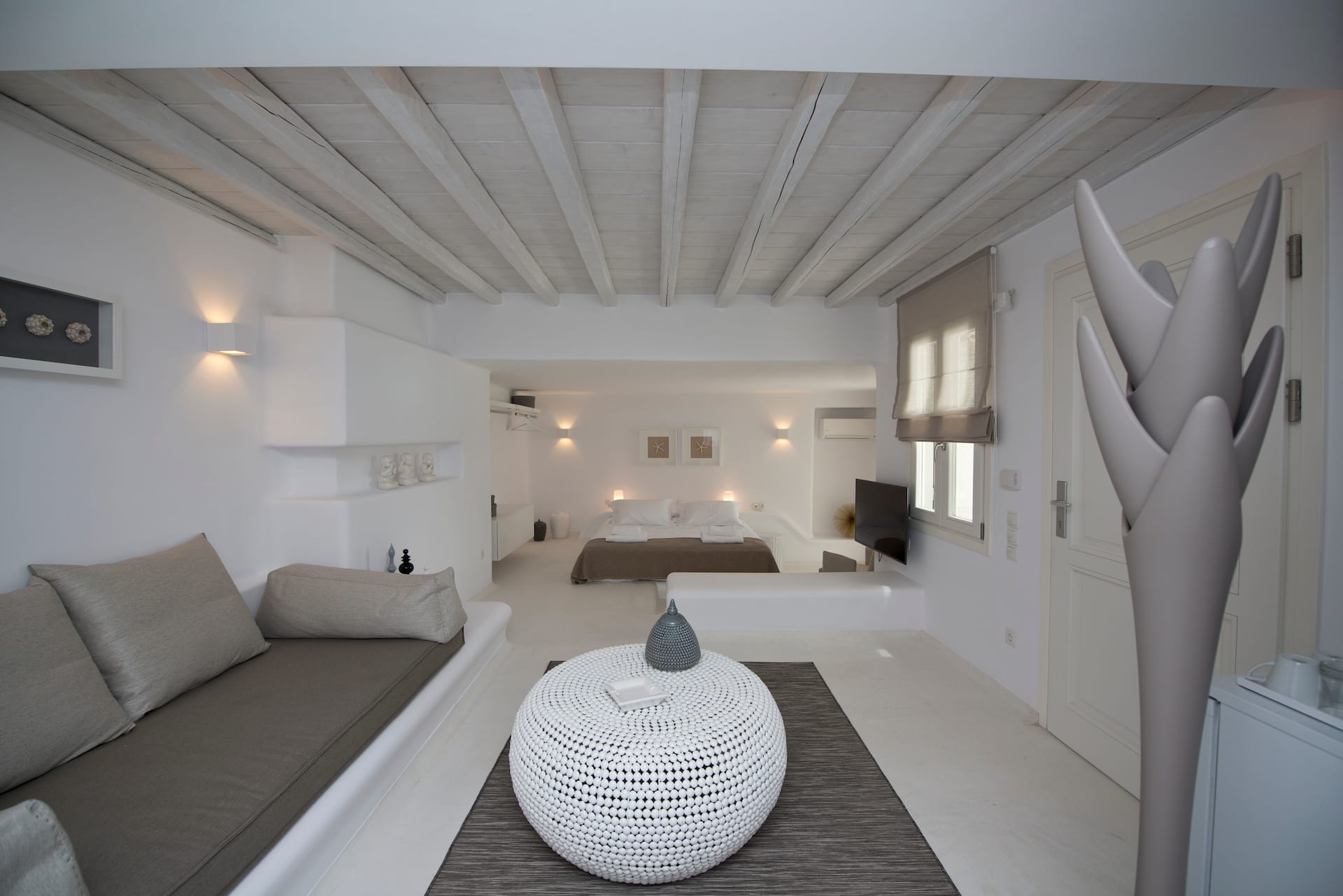 Kennedys Group Mykonos - ETHIL1 - 8