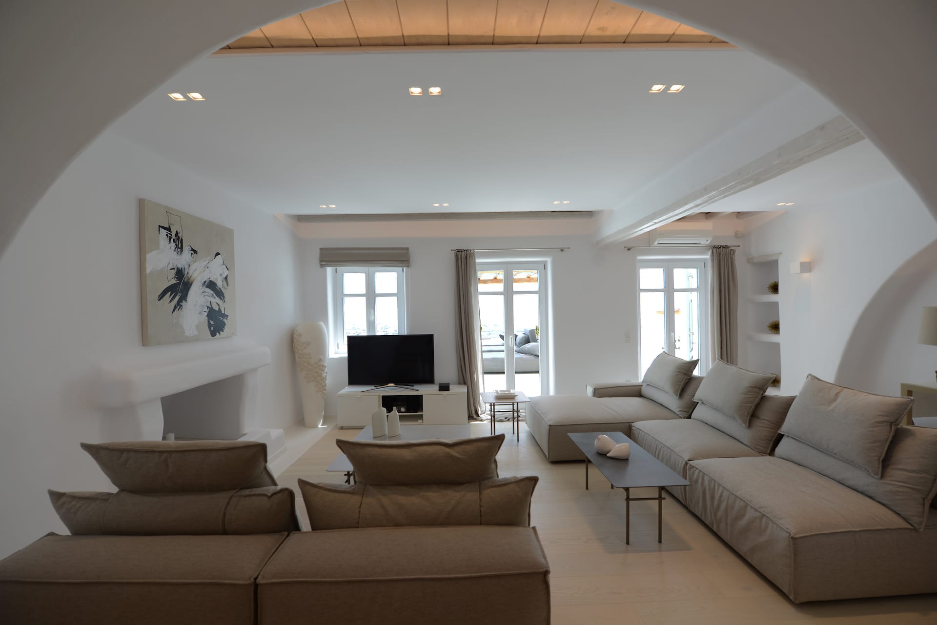 Kennedys Group Mykonos - ETHIL1 - 7
