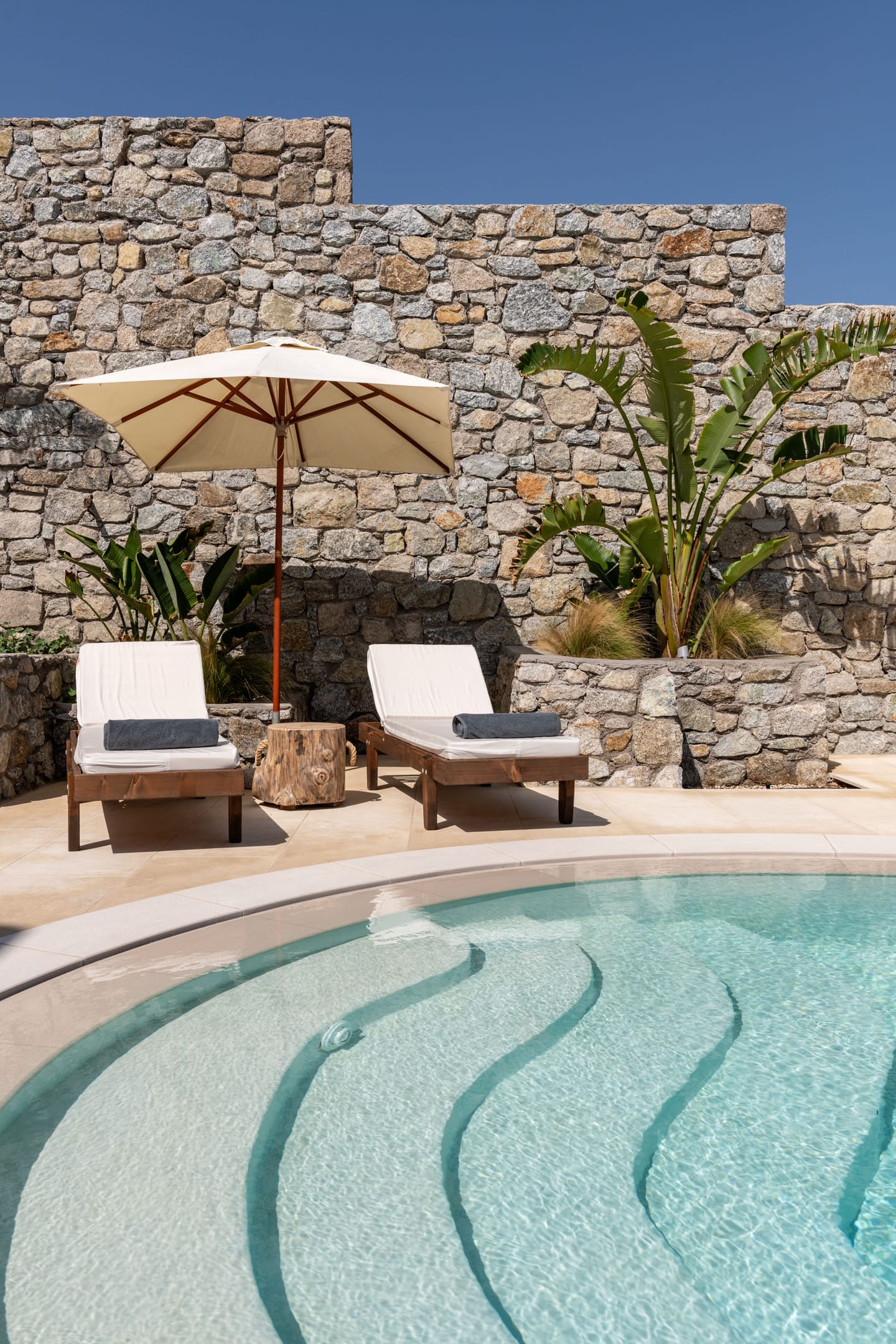 Kennedys Group Mykonos - DELIA - 6