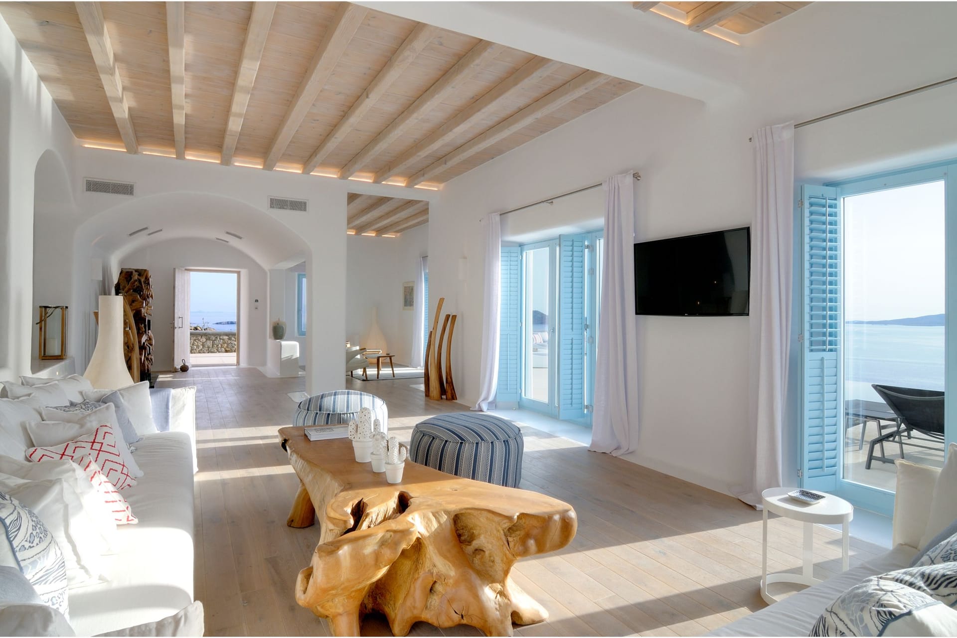 Kennedys Group Mykonos - THEONI - 11