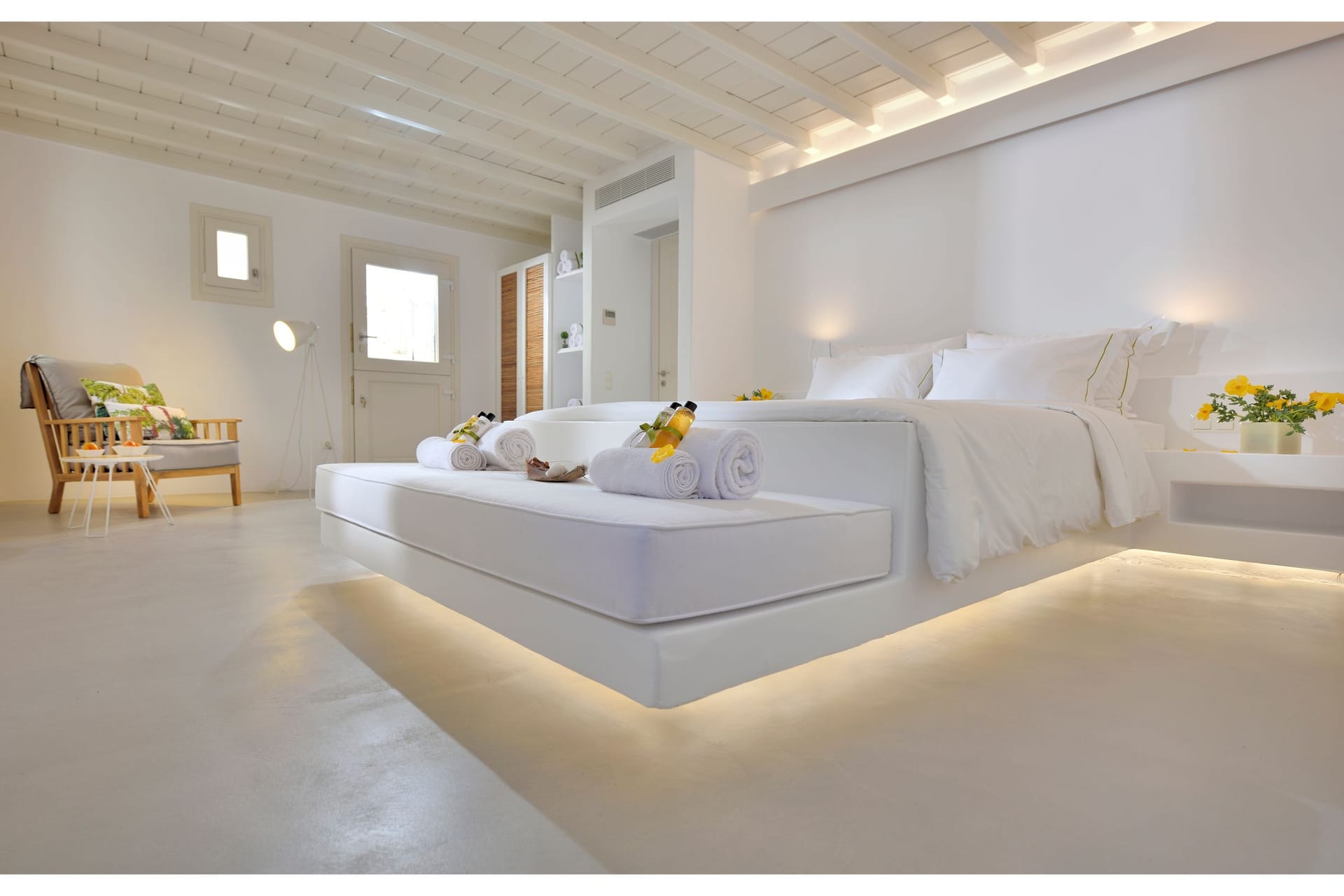 Kennedys Group Mykonos - ANTIOP - 9