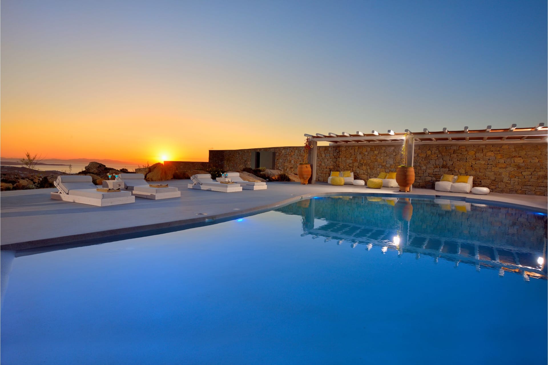 Kennedys Group Mykonos - ANTIOP - 16