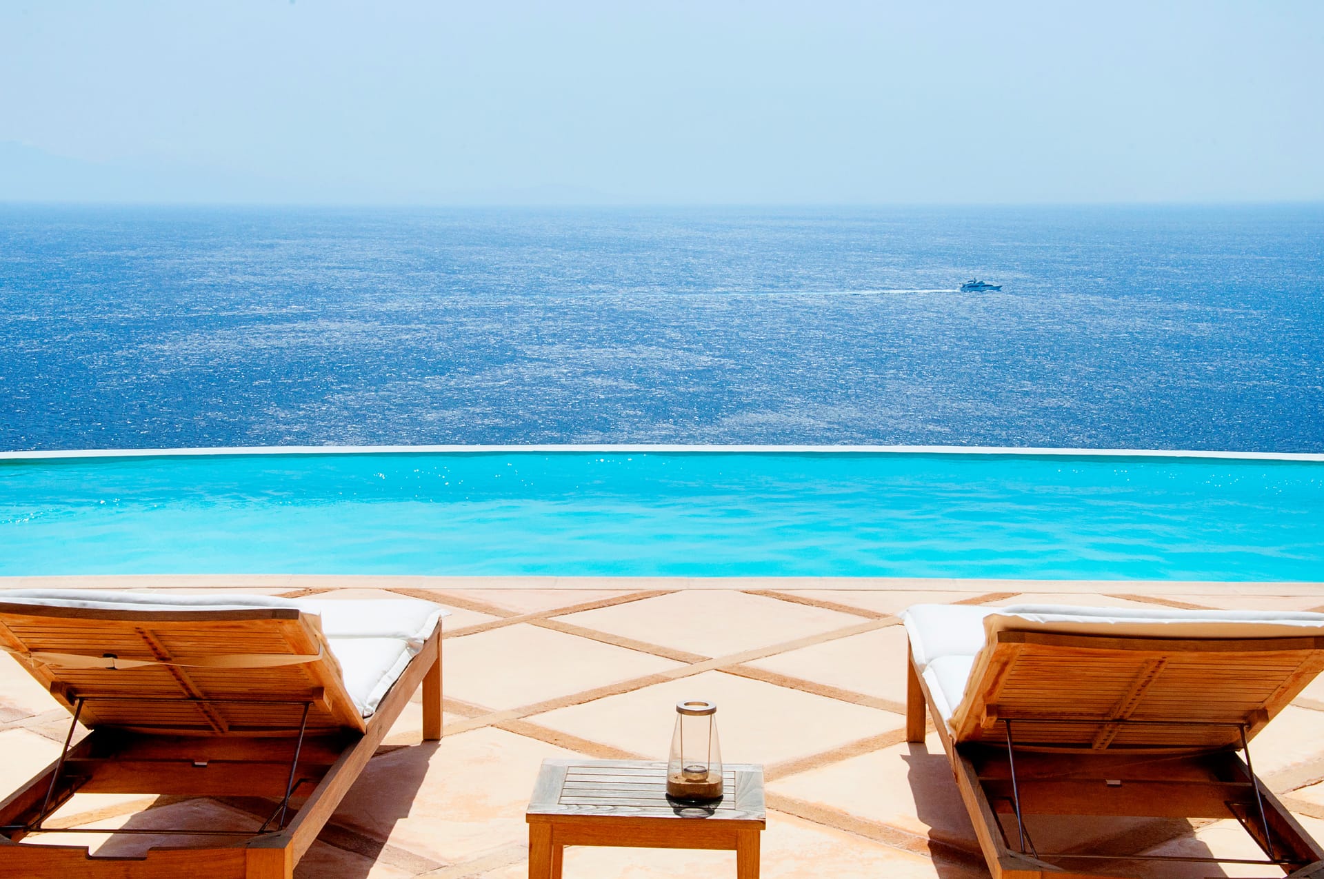 Kennedys Group Mykonos - ERINNA - 3