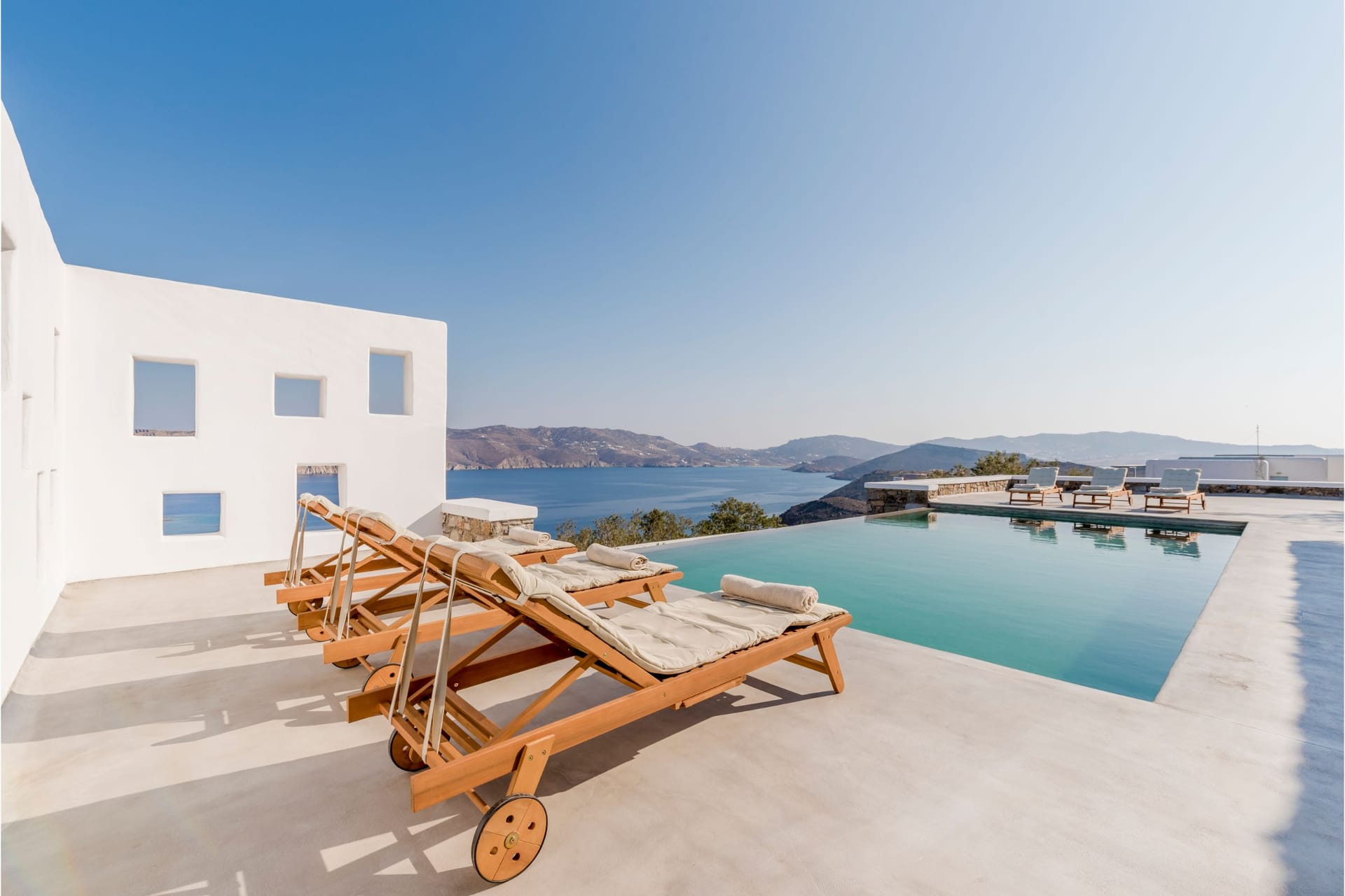Kennedys Group Mykonos - IOLI - 3