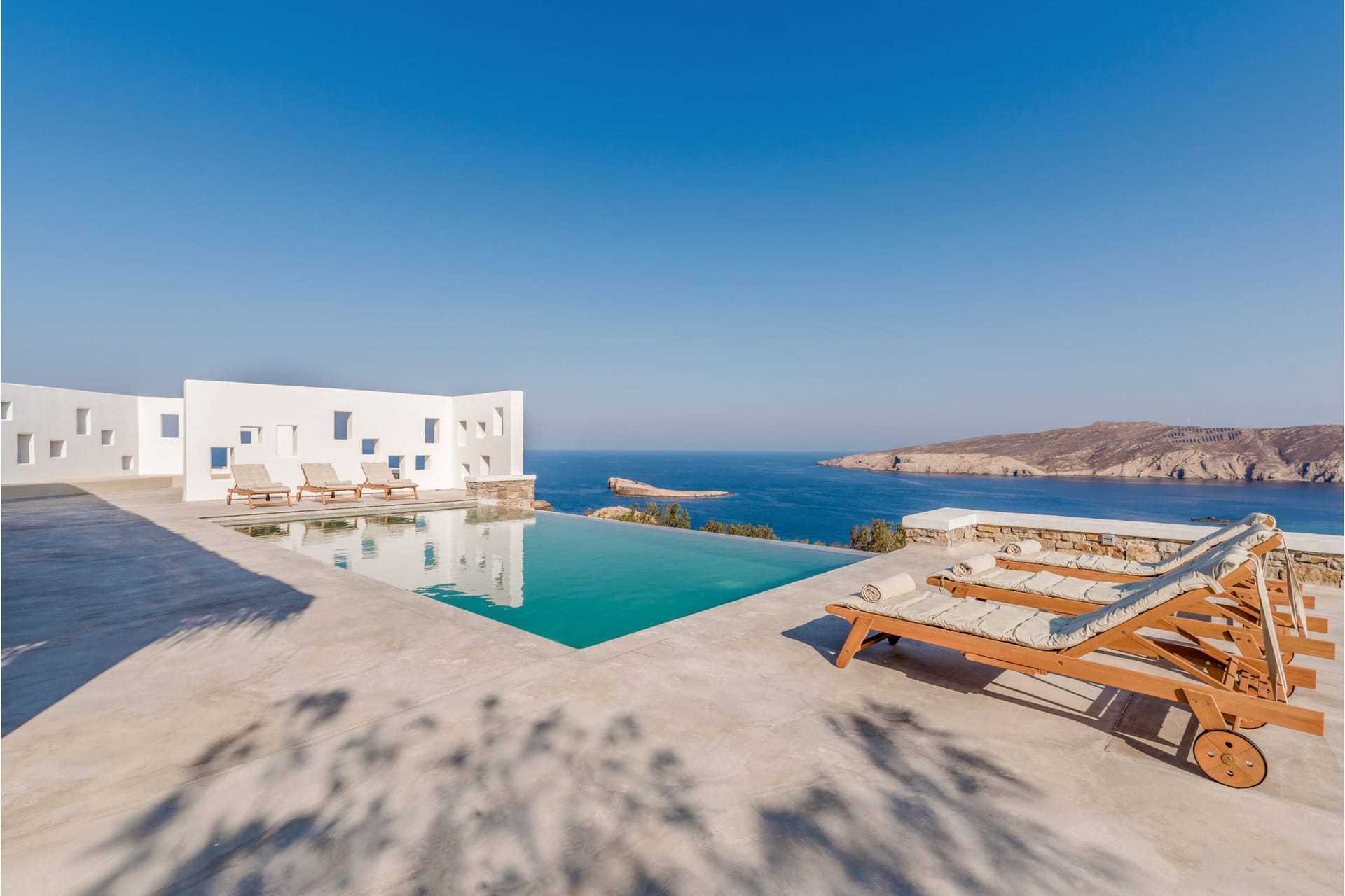 Kennedys Group Mykonos - IOLI - 4