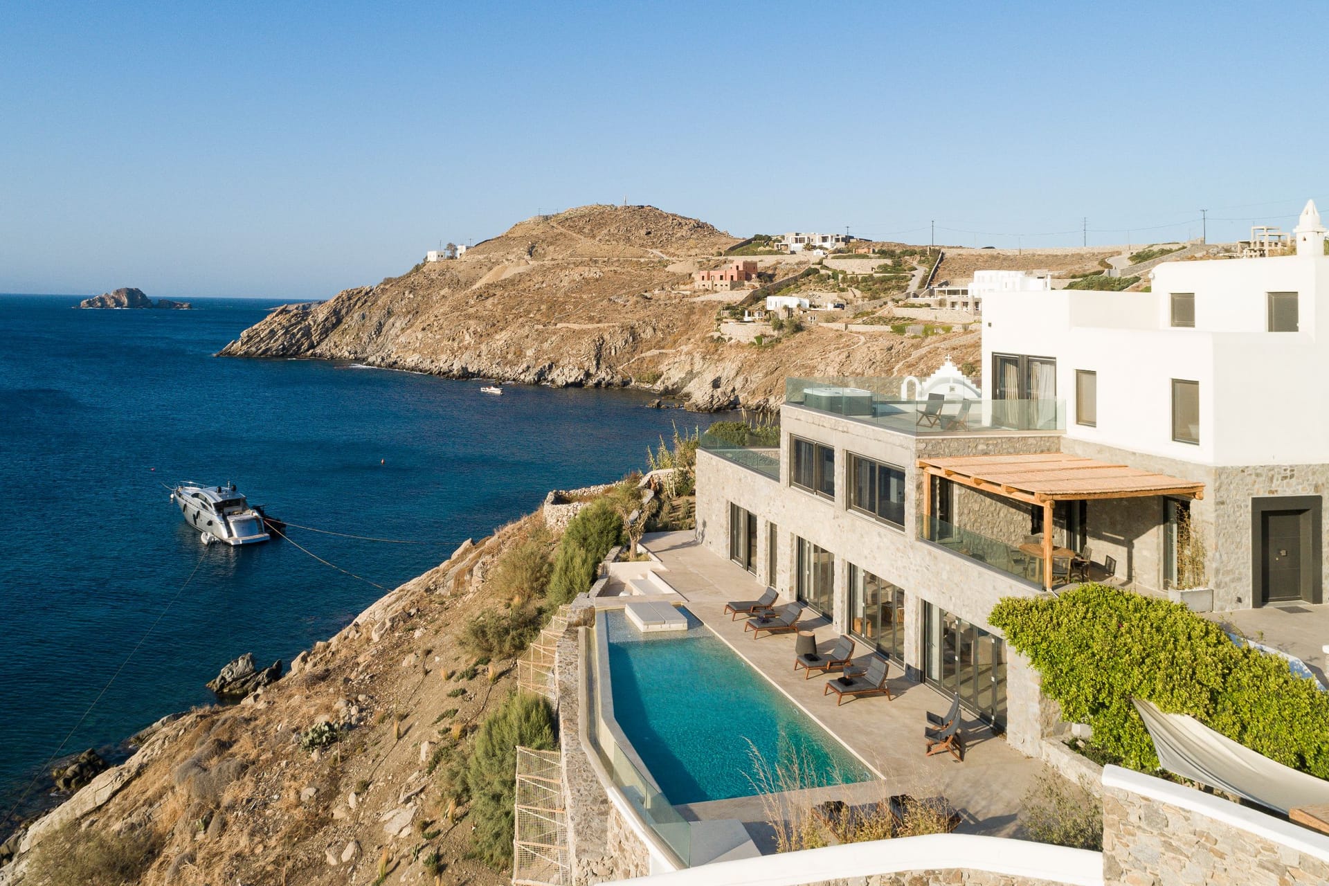Kennedys Group Mykonos - HERMIO - 6