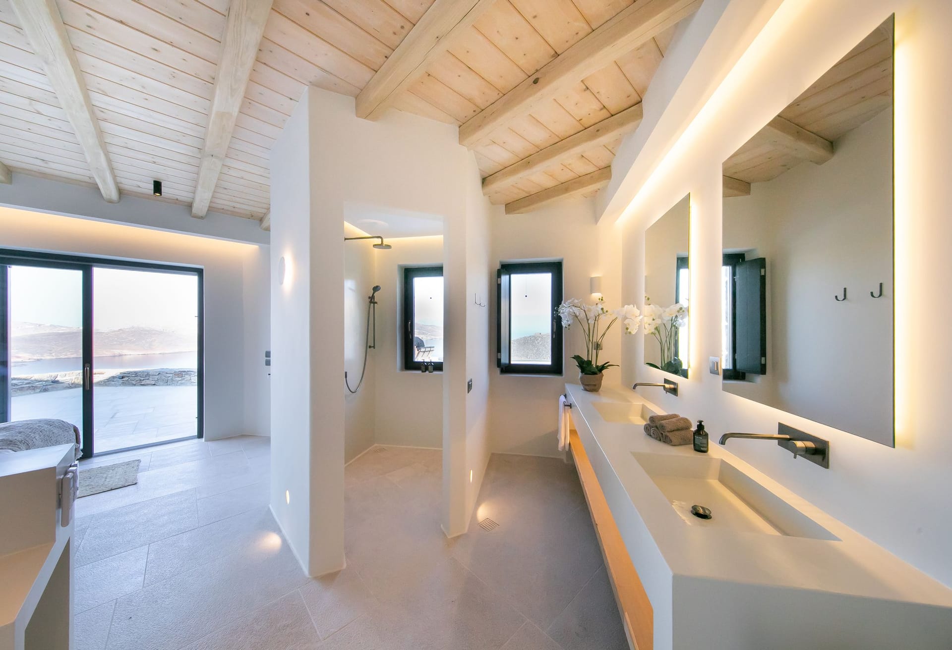 Kennedys Group Mykonos - HEREST - 22