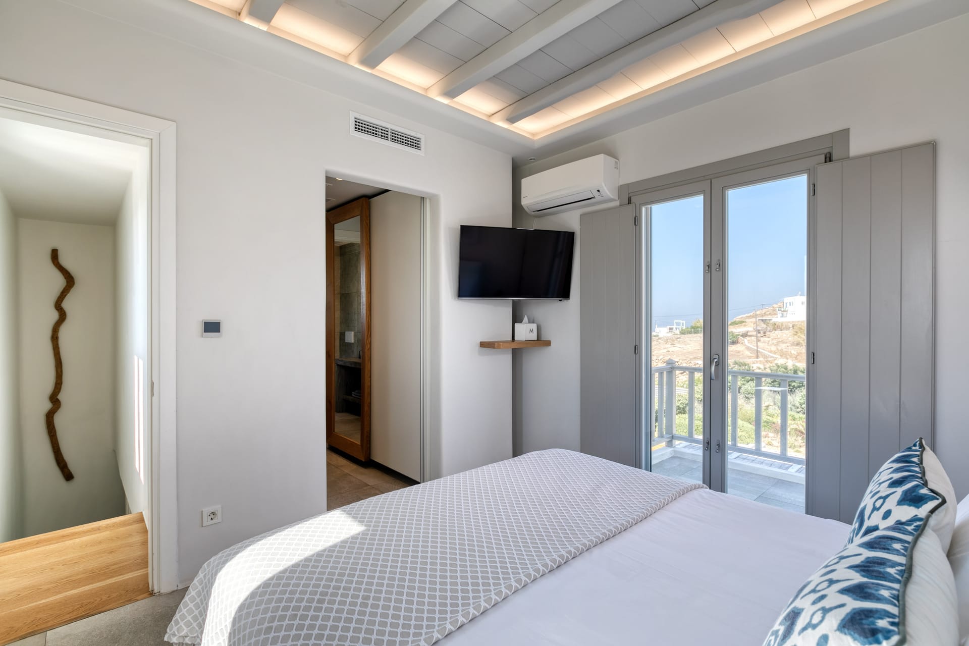 Kennedys Group Mykonos - AMBEST - 20