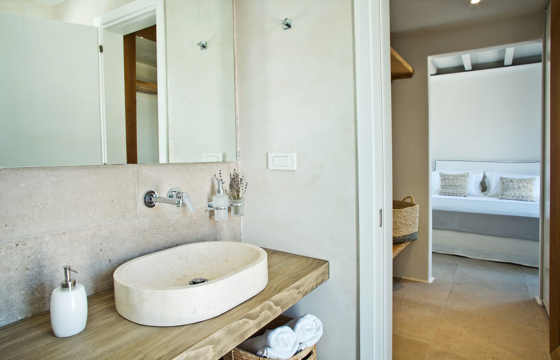 Kennedys Group Mykonos - AMBEST - 32